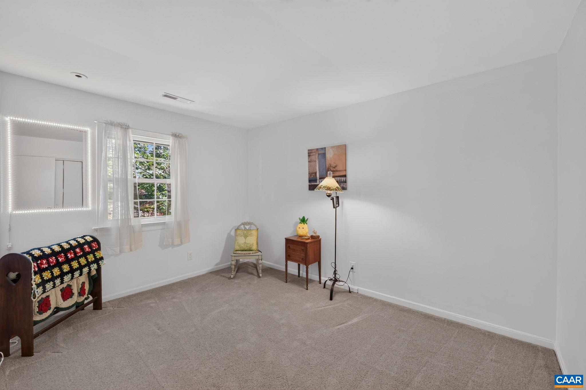 15 GEORGETOWN GREEN, CHARLOTTESVILLE, Virginia 22901, 4 Bedrooms Bedrooms, ,3 BathroomsBathrooms,Residential,15 GEORGETOWN GREEN,683364 MLS # 683364