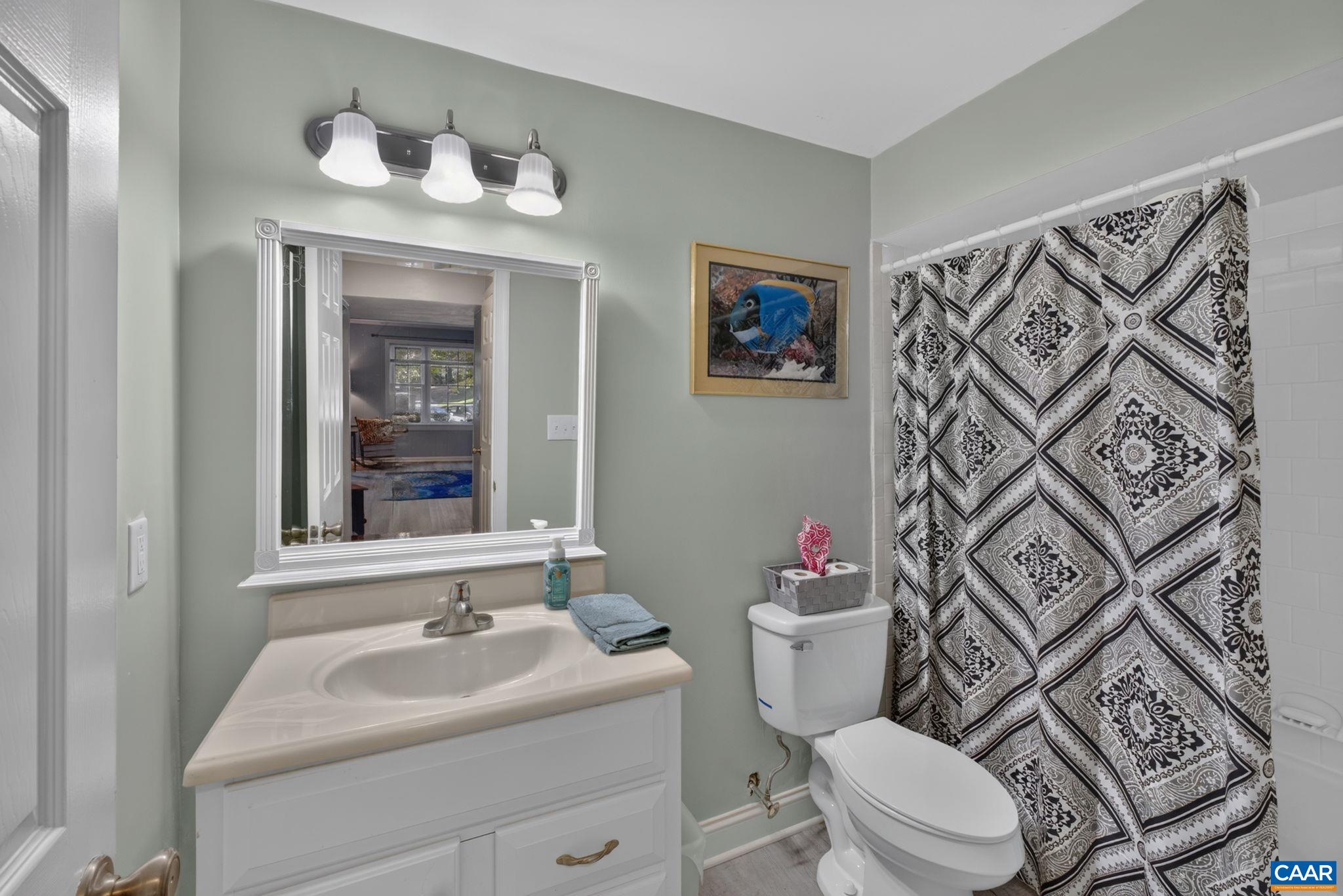 15 GEORGETOWN GREEN, CHARLOTTESVILLE, Virginia 22901, 4 Bedrooms Bedrooms, ,3 BathroomsBathrooms,Residential,15 GEORGETOWN GREEN,683364 MLS # 683364