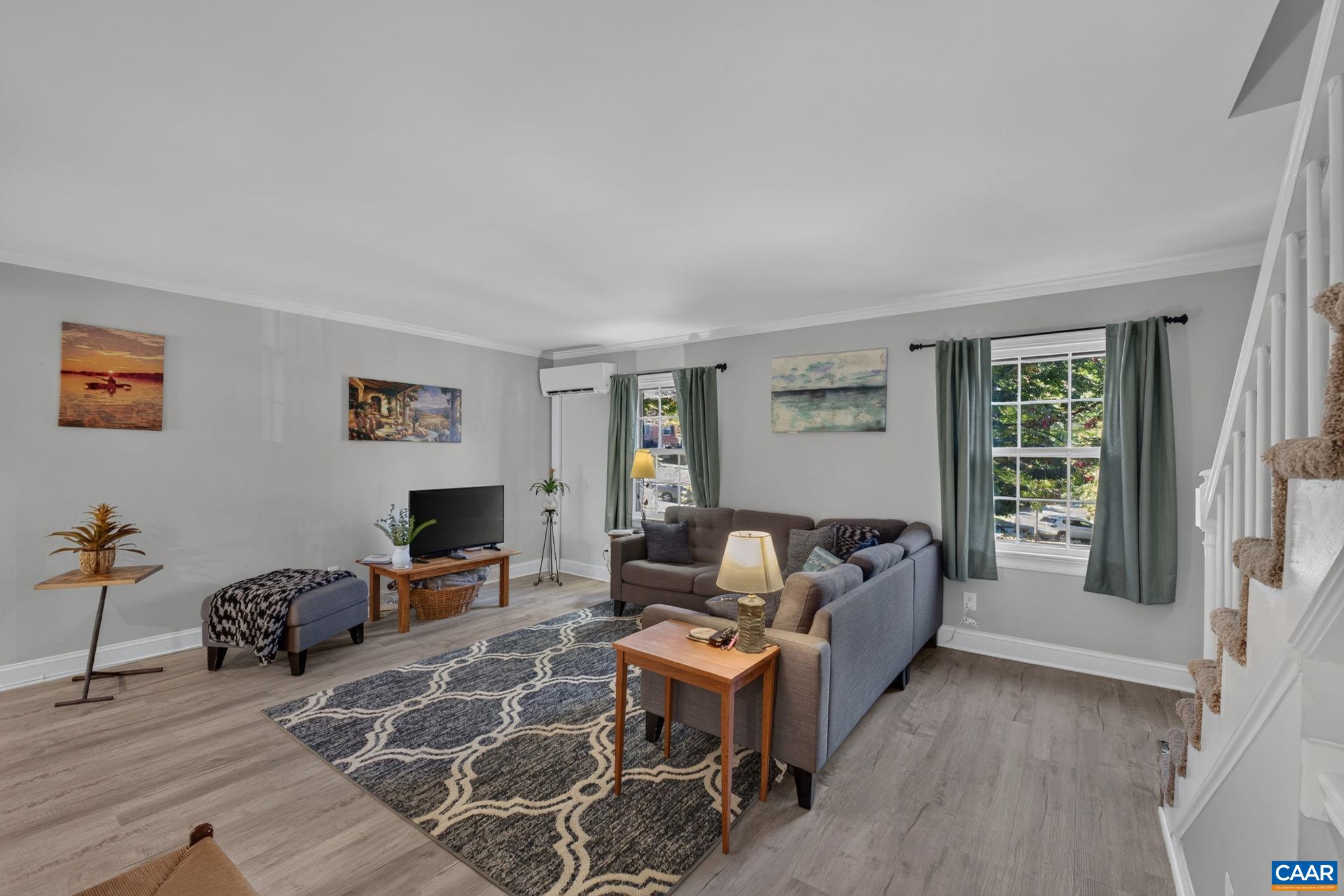 15 GEORGETOWN GREEN, CHARLOTTESVILLE, Virginia 22901, 4 Bedrooms Bedrooms, ,3 BathroomsBathrooms,Residential,15 GEORGETOWN GREEN,683364 MLS # 683364