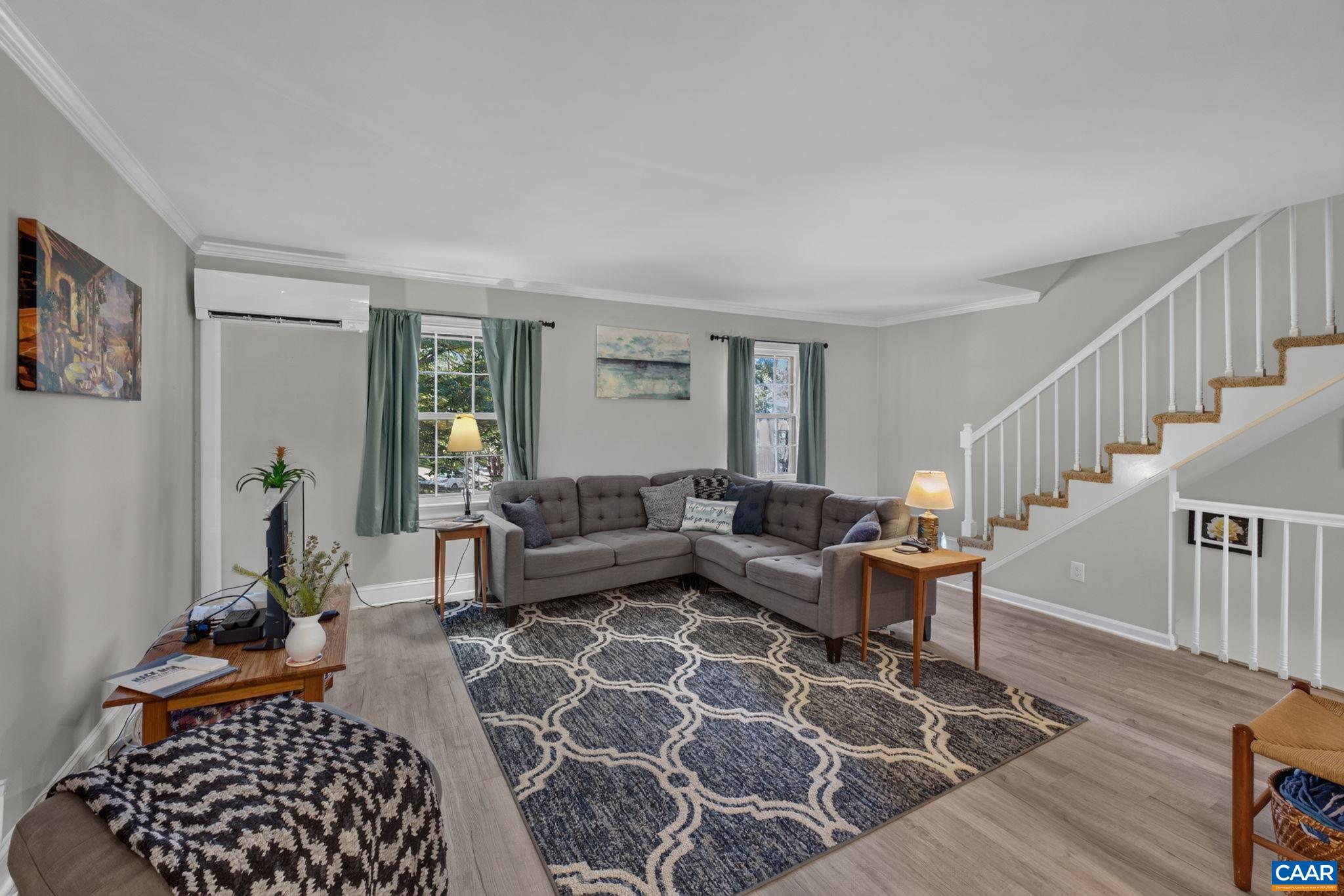 15 GEORGETOWN GREEN, CHARLOTTESVILLE, Virginia 22901, 4 Bedrooms Bedrooms, ,3 BathroomsBathrooms,Residential,15 GEORGETOWN GREEN,683364 MLS # 683364