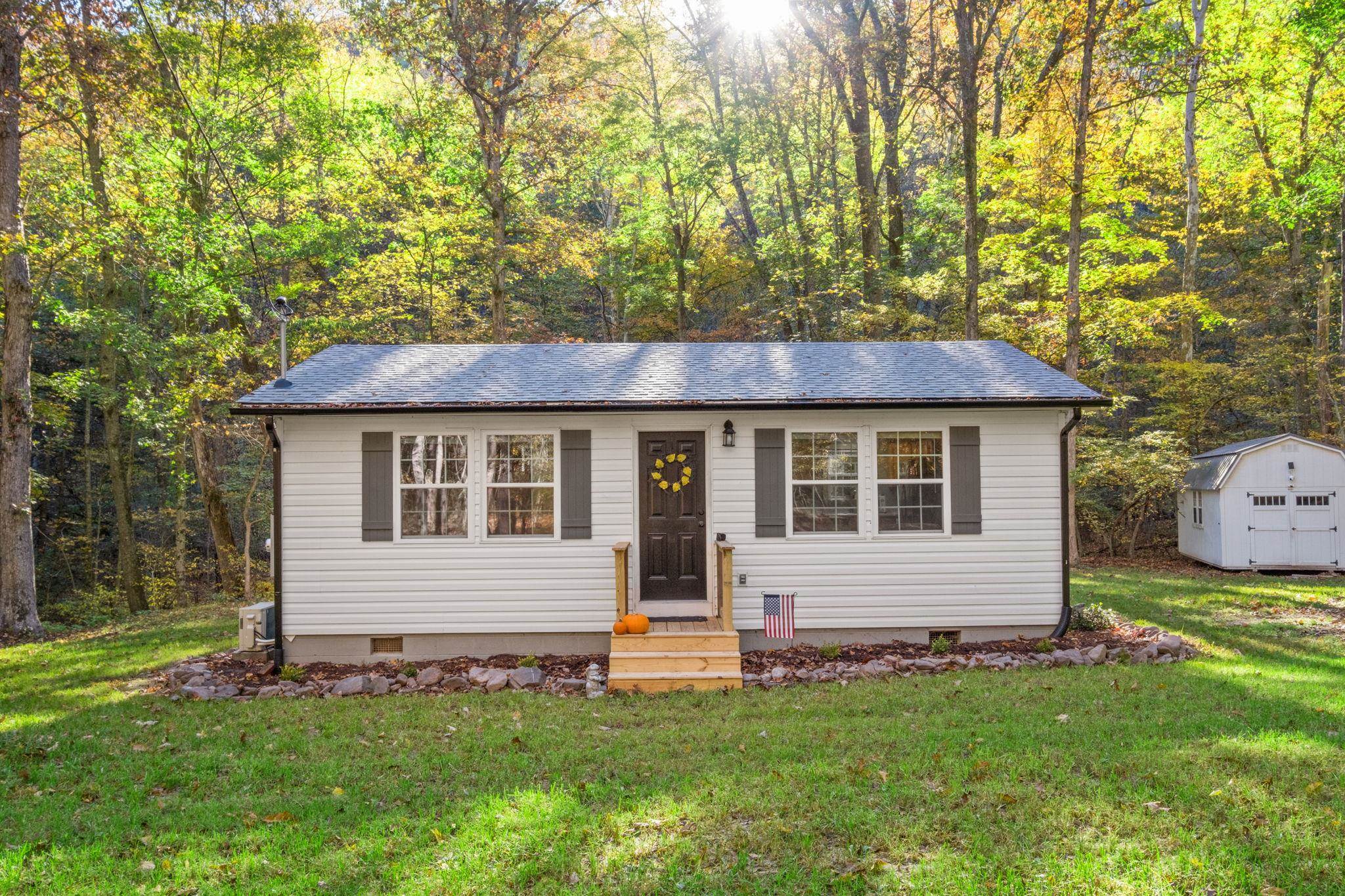 118 LITTLE CALF PASTURE HWY, SWOOPE, Virginia 24479, 1 Bedroom Bedrooms, ,1 BathroomBathrooms,Residential,118 LITTLE CALF PASTURE HWY,683365 MLS # 683365 118 LITTLE CALF PASTURE HWY, SWOOPE, Virginia 24479, 1 Bedroom Bedrooms, ,1 BathroomBathrooms,Residential,118 LITTLE CALF PASTURE HWY,683365 MLS # 683365