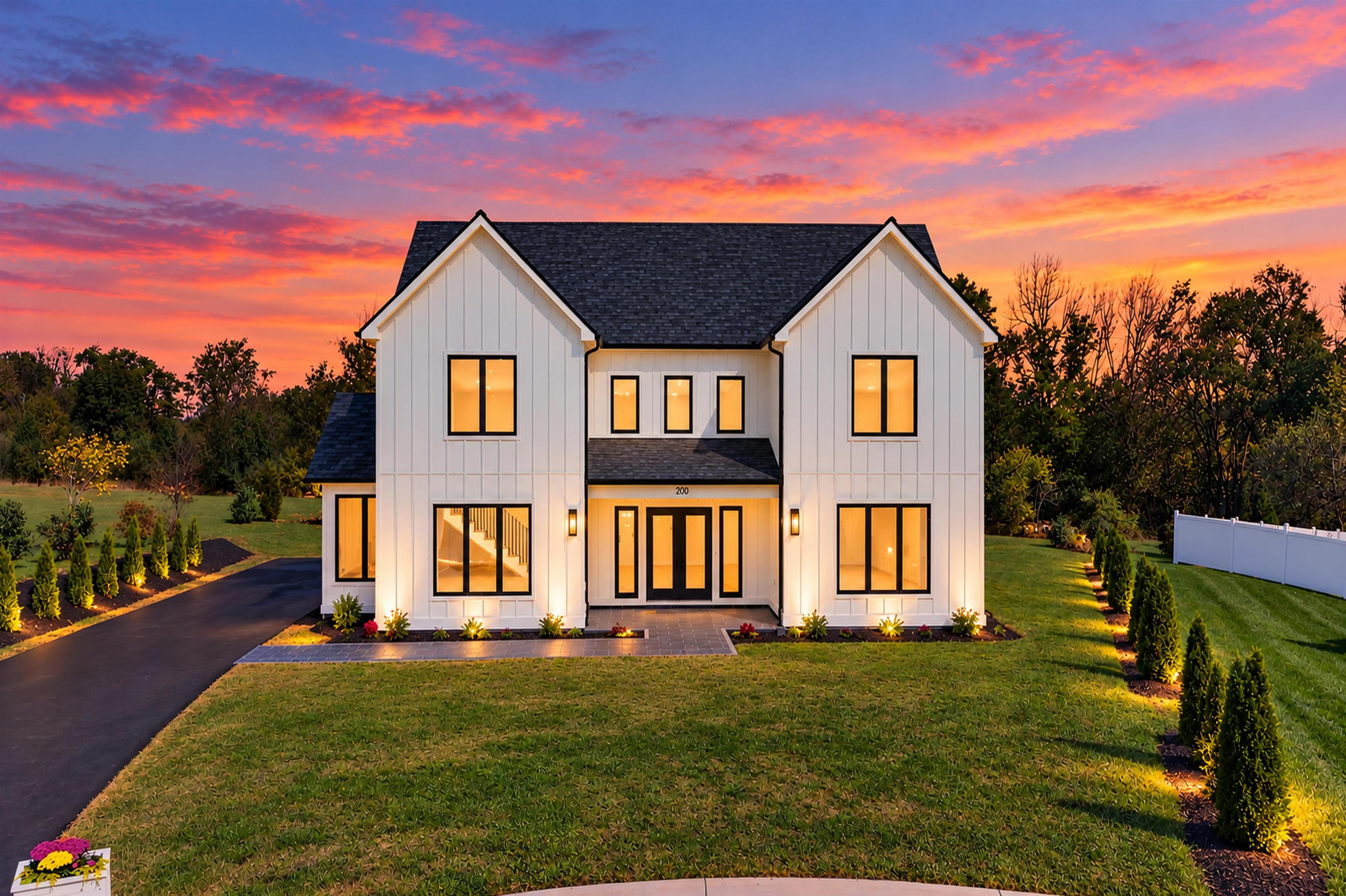 200 GRAY DR, WAYNESBORO, Virginia 22980, 4 Bedrooms Bedrooms, ,3 BathroomsBathrooms,Residential,200 GRAY DR,683367 MLS # 683367 200 GRAY DR, WAYNESBORO, Virginia 22980, 4 Bedrooms Bedrooms, ,3 BathroomsBathrooms,Residential,200 GRAY DR,683367 MLS # 683367