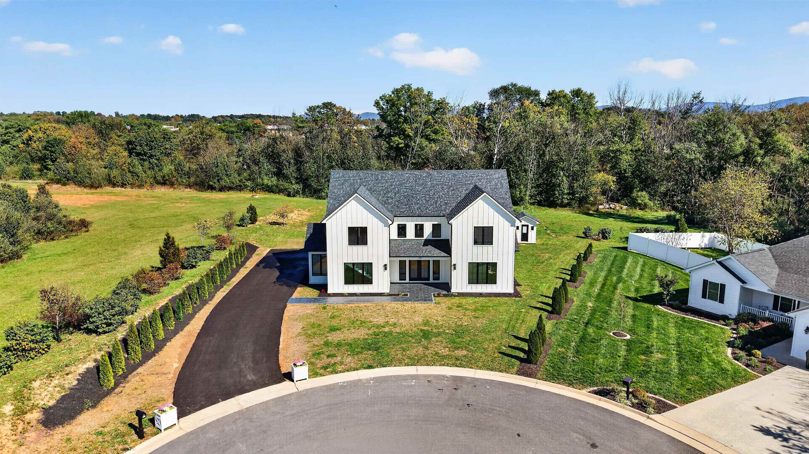 200 GRAY DR, WAYNESBORO, Virginia 22980, 4 Bedrooms Bedrooms, ,3 BathroomsBathrooms,Residential,200 GRAY DR,683367 MLS # 683367 200 GRAY DR, WAYNESBORO, Virginia 22980, 4 Bedrooms Bedrooms, ,3 BathroomsBathrooms,Residential,200 GRAY DR,683367 MLS # 683367
