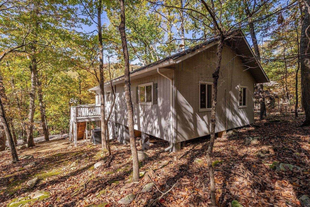 4704 PALMER RD, MCGAHEYSVILLE, Virginia 22840, 3 Bedrooms Bedrooms, ,2 BathroomsBathrooms,Residential,Mountain Hideaway,4704 PALMER RD,683368 MLS # 683368 4704 PALMER RD, MCGAHEYSVILLE, Virginia 22840, 3 Bedrooms Bedrooms, ,2 BathroomsBathrooms,Residential,Mountain Hideaway,4704 PALMER RD,683368 MLS # 683368