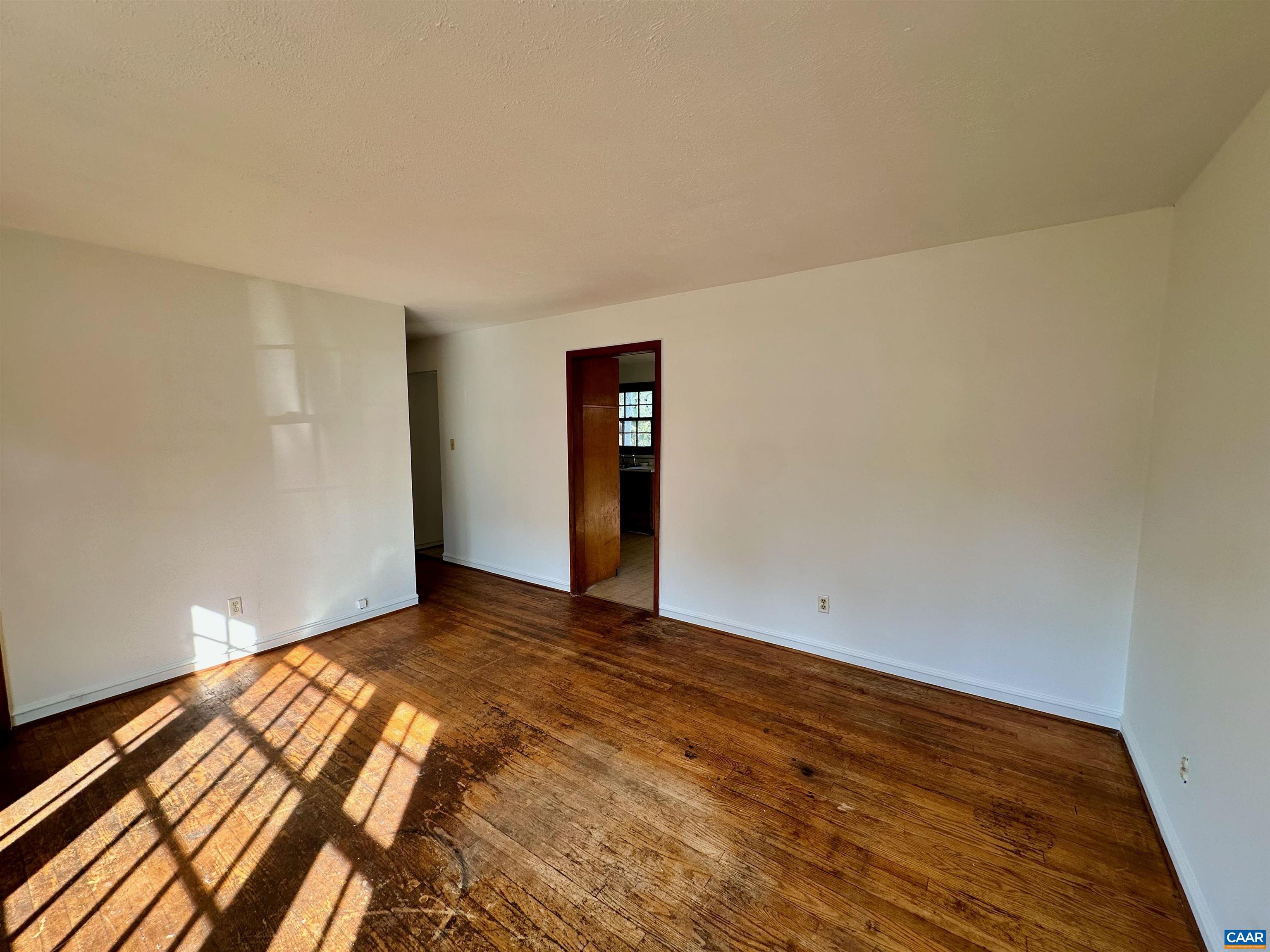 310 CARLTON RD, CHARLOTTESVILLE, Virginia 22902, 3 Bedrooms Bedrooms, ,1 BathroomBathrooms,Residential,310 CARLTON RD,683371 MLS # 683371 310 CARLTON RD, CHARLOTTESVILLE, Virginia 22902, 3 Bedrooms Bedrooms, ,1 BathroomBathrooms,Residential,310 CARLTON RD,683371 MLS # 683371
