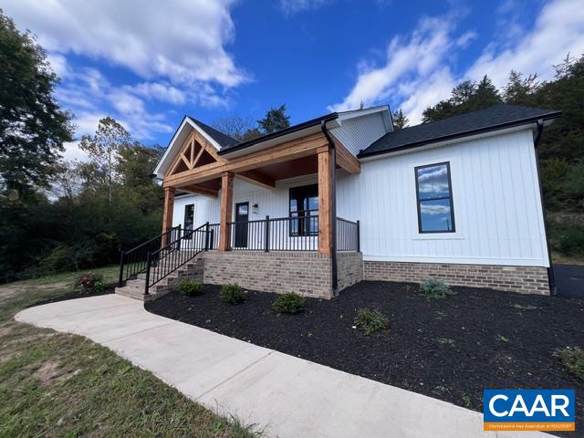 560 EAST MAIN ST, SCOTTSVILLE, Virginia 24590, 3 Bedrooms Bedrooms, ,2 BathroomsBathrooms,Residential,560 East Main St, Scottsville, VA 24590, Fluvanna ,560 EAST MAIN ST,683378 MLS # 683378