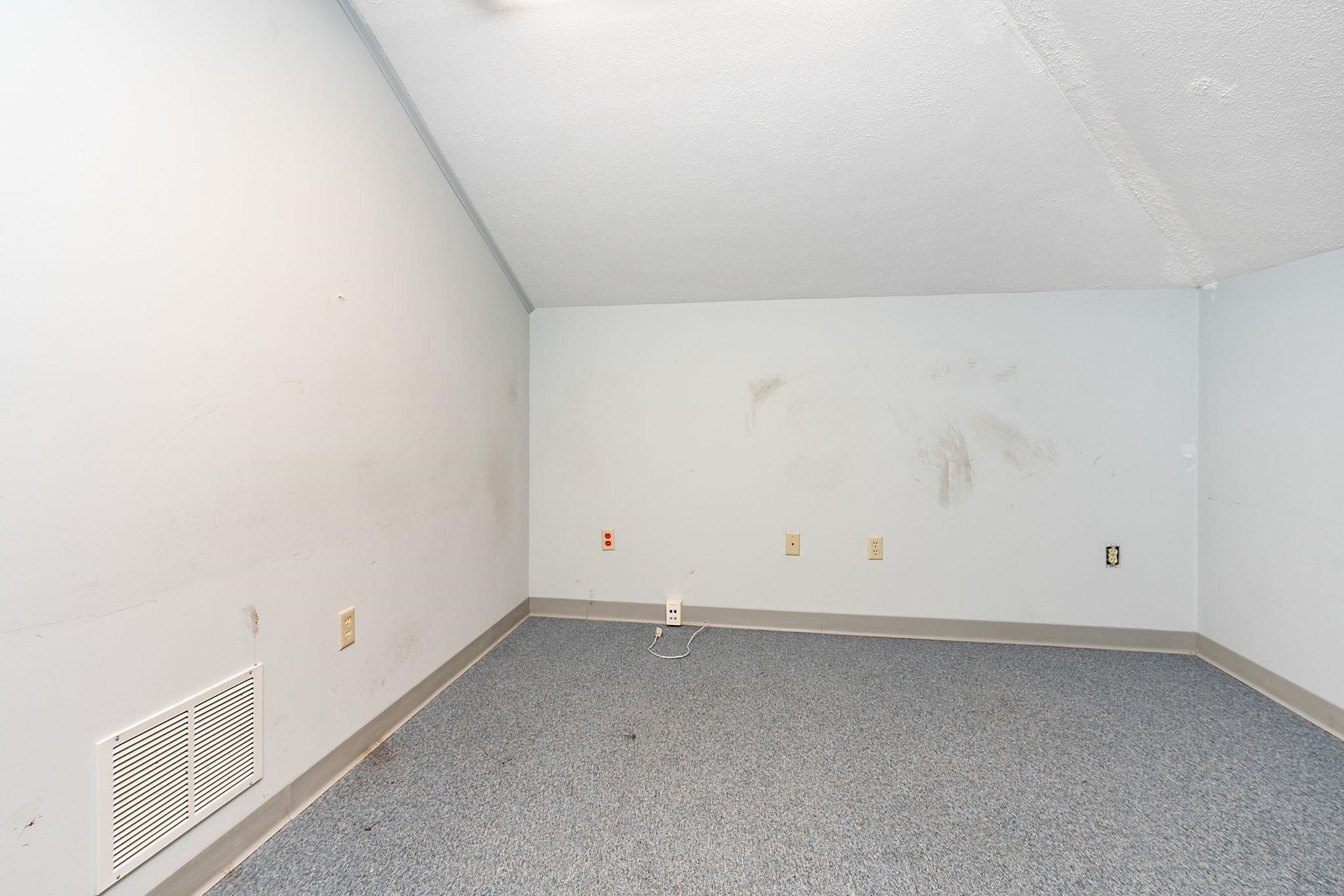 5874 N LEE HWY, FAIRFIELD, Virginia 24435, ,Commercial,5874 N LEE HWY,683409 MLS # 683409 5874 N LEE HWY, FAIRFIELD, Virginia 24435, ,Commercial,5874 N LEE HWY,683409 MLS # 683409