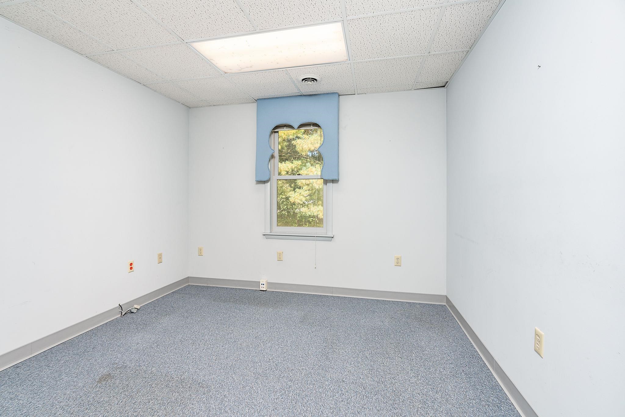 5874 N LEE HWY, FAIRFIELD, Virginia 24435, ,Commercial,5874 N LEE HWY,683409 MLS # 683409 5874 N LEE HWY, FAIRFIELD, Virginia 24435, ,Commercial,5874 N LEE HWY,683409 MLS # 683409