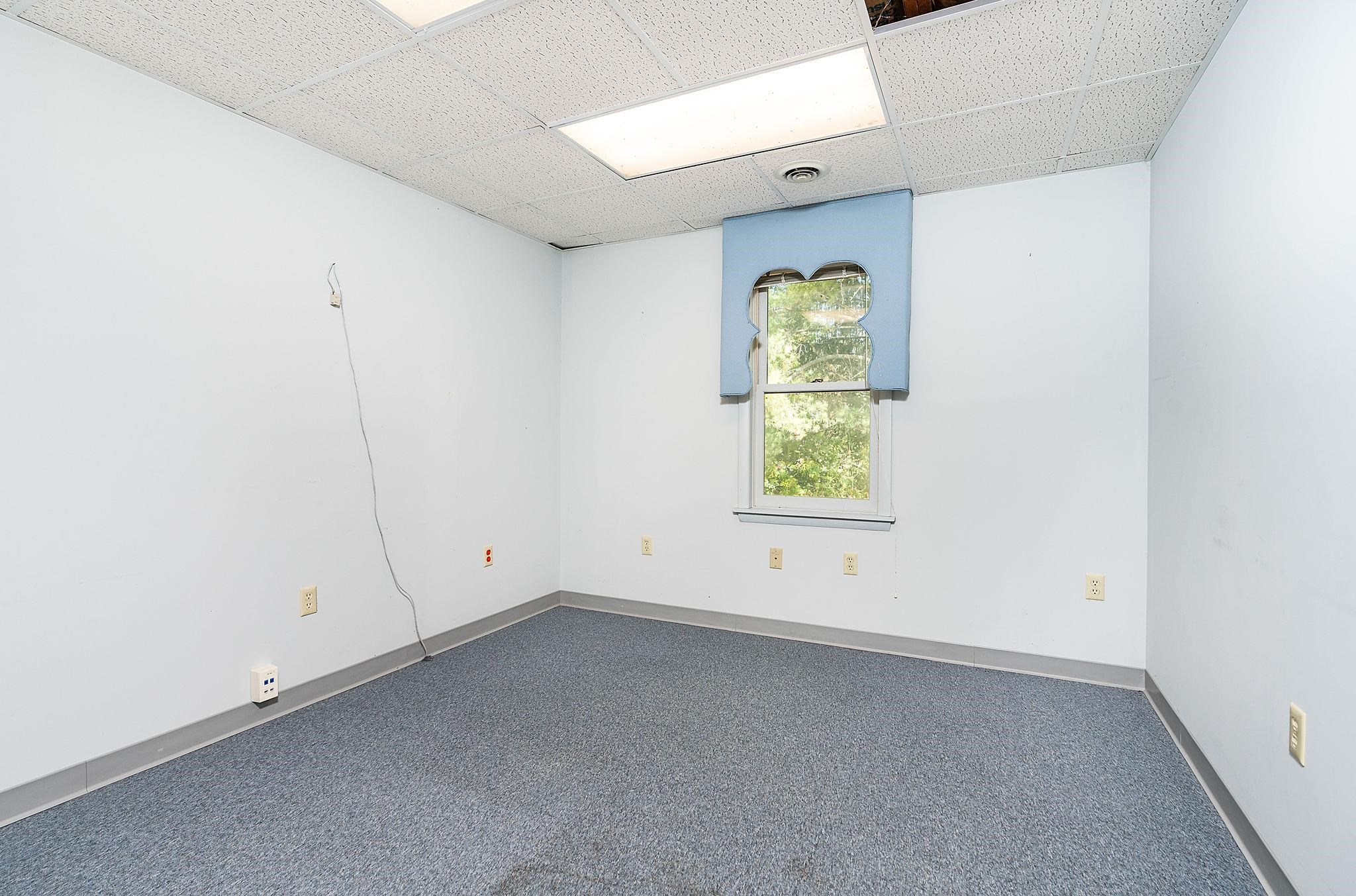 5874 N LEE HWY, FAIRFIELD, Virginia 24435, ,Commercial,5874 N LEE HWY,683409 MLS # 683409 5874 N LEE HWY, FAIRFIELD, Virginia 24435, ,Commercial,5874 N LEE HWY,683409 MLS # 683409