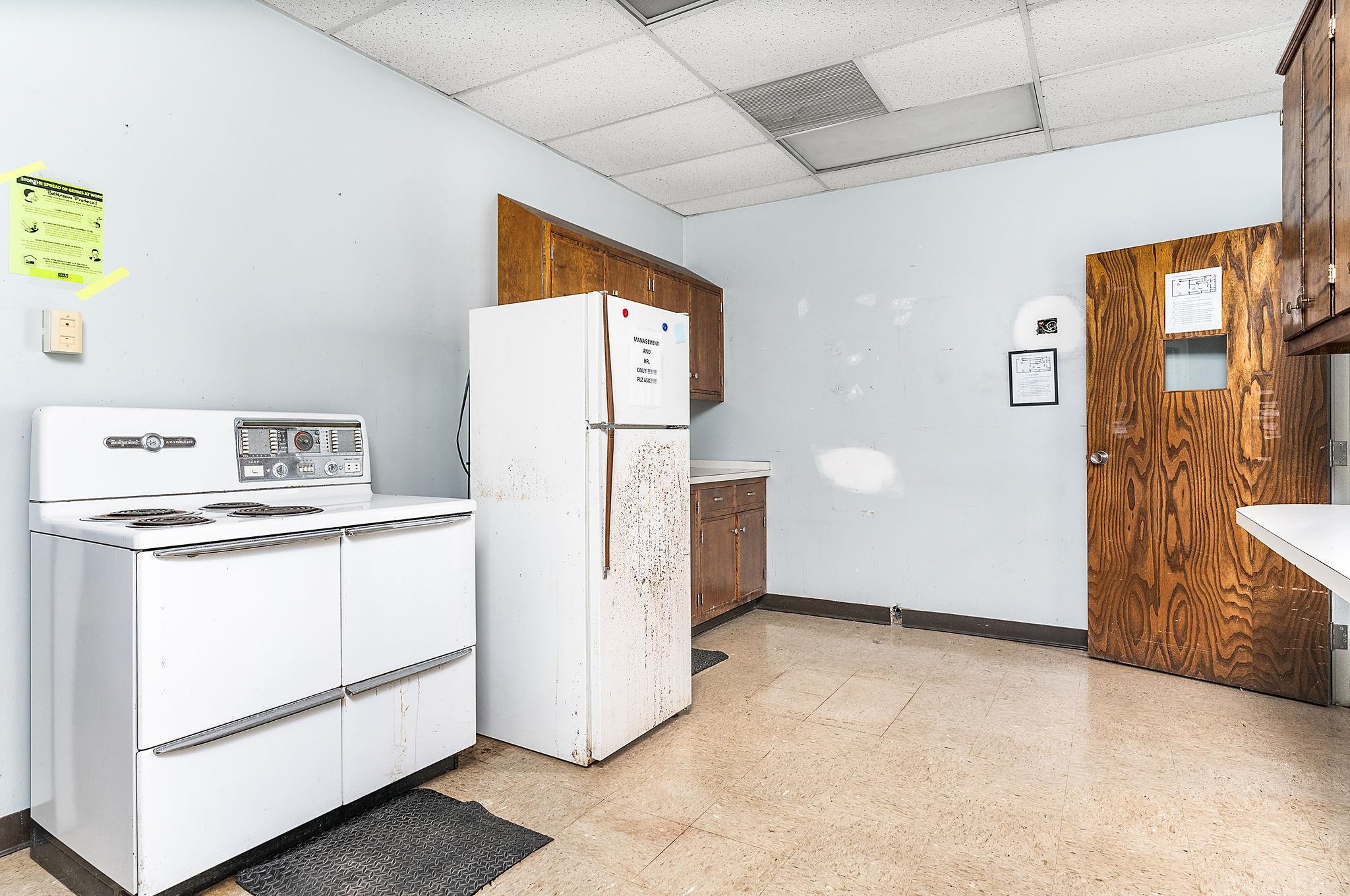 5874 N LEE HWY, FAIRFIELD, Virginia 24435, ,Commercial,5874 N LEE HWY,683409 MLS # 683409 5874 N LEE HWY, FAIRFIELD, Virginia 24435, ,Commercial,5874 N LEE HWY,683409 MLS # 683409