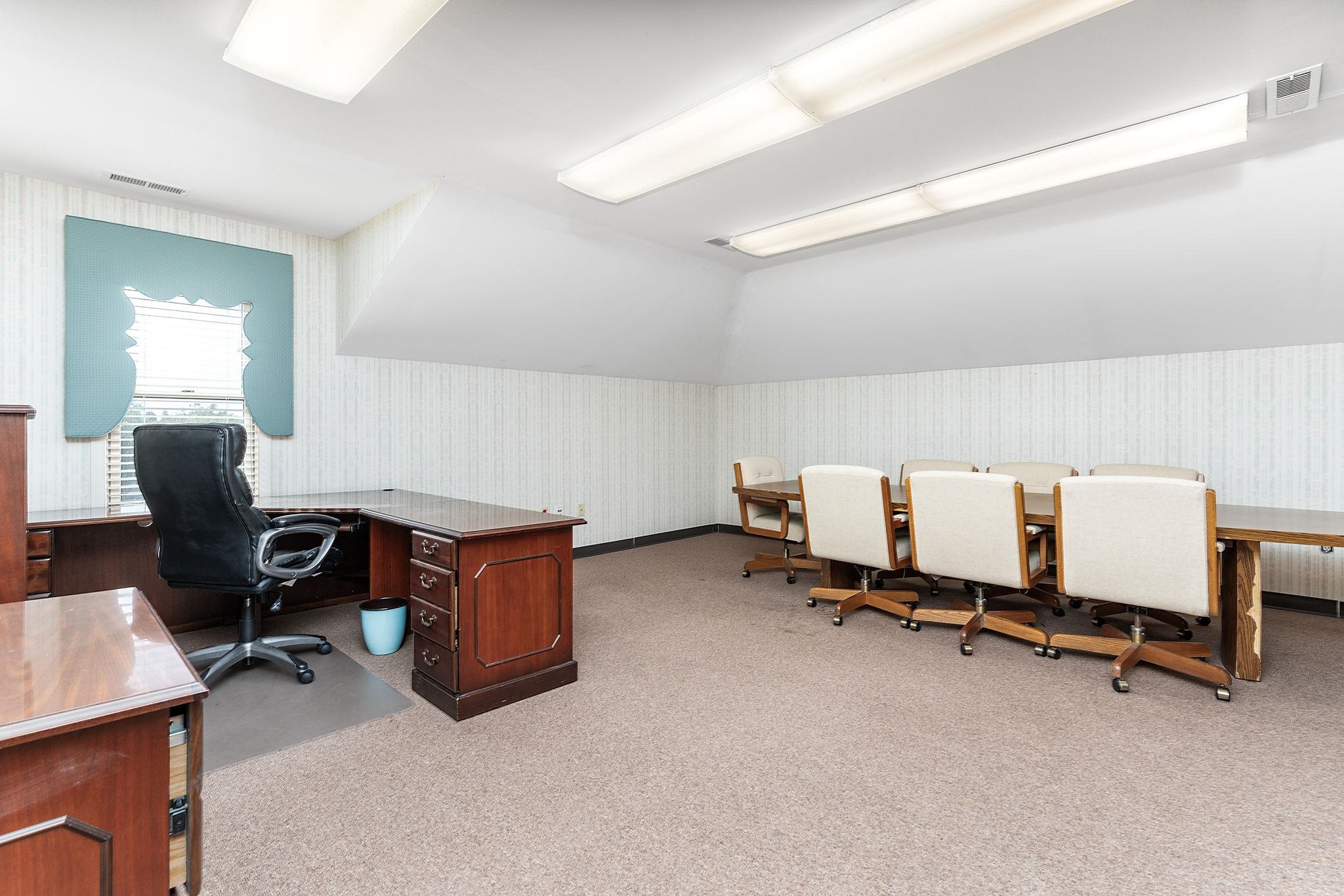 5874 N LEE HWY, FAIRFIELD, Virginia 24435, ,Commercial,5874 N LEE HWY,683409 MLS # 683409 5874 N LEE HWY, FAIRFIELD, Virginia 24435, ,Commercial,5874 N LEE HWY,683409 MLS # 683409