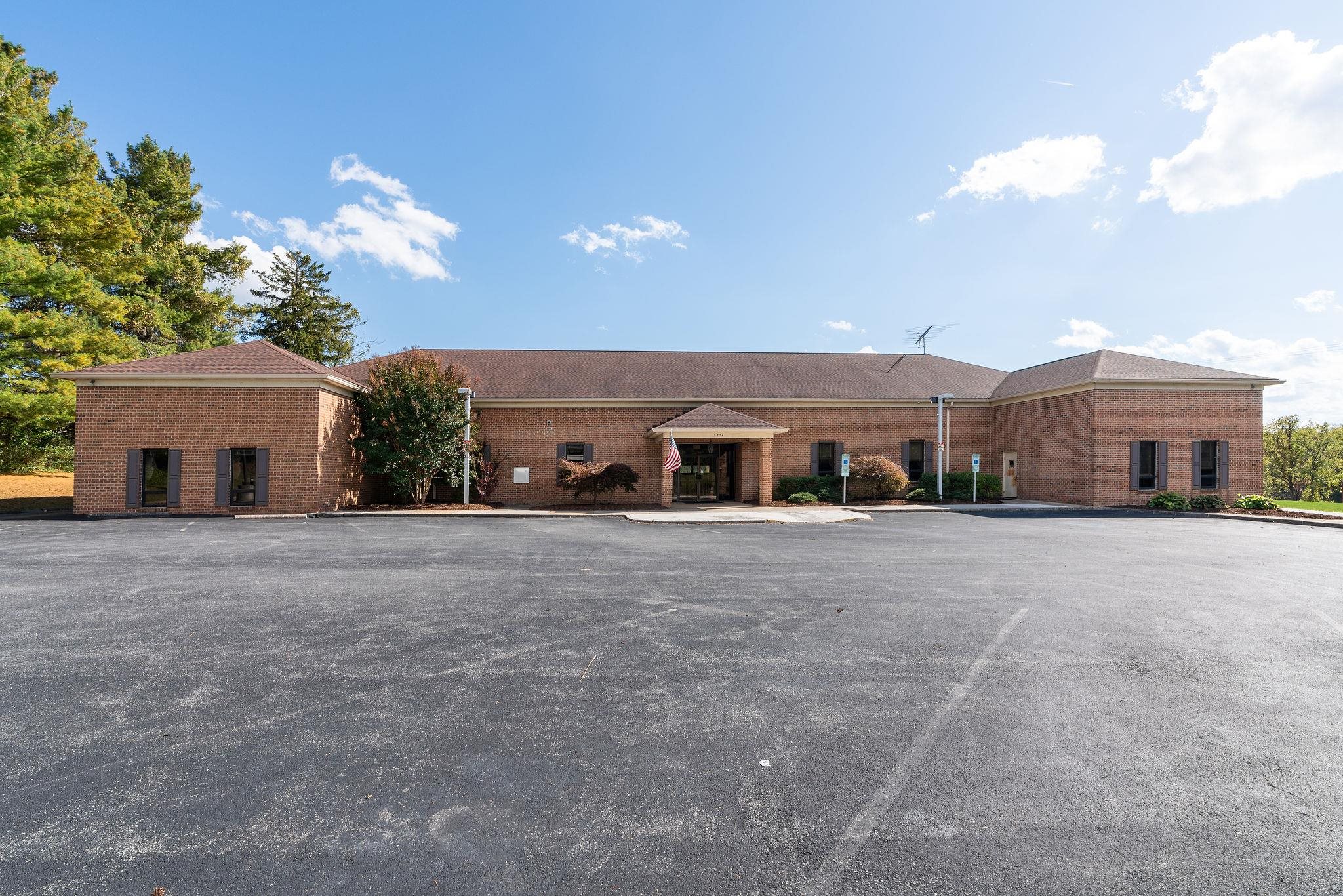 5874 N LEE HWY, FAIRFIELD, Virginia 24435, ,Commercial,5874 N LEE HWY,683409 MLS # 683409 5874 N LEE HWY, FAIRFIELD, Virginia 24435, ,Commercial,5874 N LEE HWY,683409 MLS # 683409