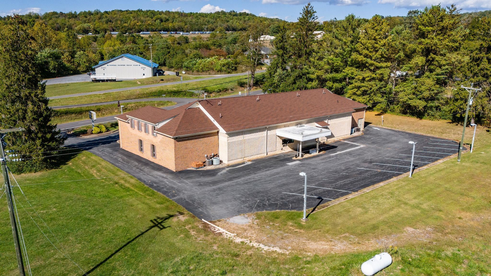5874 N LEE HWY, FAIRFIELD, Virginia 24435, ,Commercial,5874 N LEE HWY,683409 MLS # 683409 5874 N LEE HWY, FAIRFIELD, Virginia 24435, ,Commercial,5874 N LEE HWY,683409 MLS # 683409