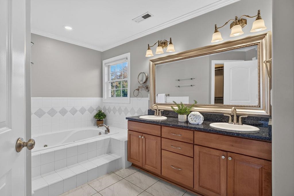 216 JOCELYN LN, WAYNESBORO, Virginia 22980, 5 Bedrooms Bedrooms, ,3 BathroomsBathrooms,Residential,216 JOCELYN LN,683388 MLS # 683388 216 JOCELYN LN, WAYNESBORO, Virginia 22980, 5 Bedrooms Bedrooms, ,3 BathroomsBathrooms,Residential,216 JOCELYN LN,683388 MLS # 683388