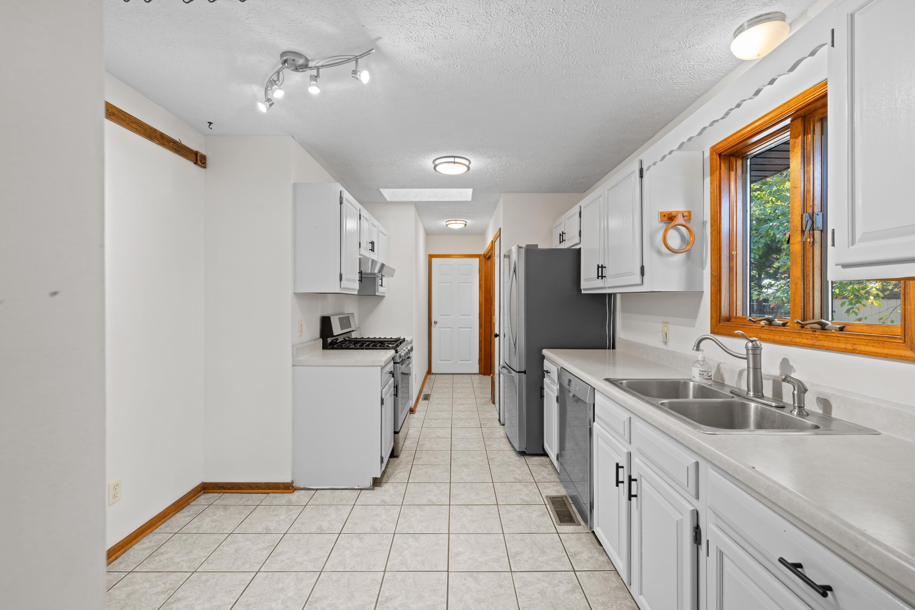 295 COOPER DR, STUARTS DRAFT, Virginia 24477, 4 Bedrooms Bedrooms, ,2 BathroomsBathrooms,Residential,295 COOPER DR,683389 MLS # 683389 295 COOPER DR, STUARTS DRAFT, Virginia 24477, 4 Bedrooms Bedrooms, ,2 BathroomsBathrooms,Residential,295 COOPER DR,683389 MLS # 683389