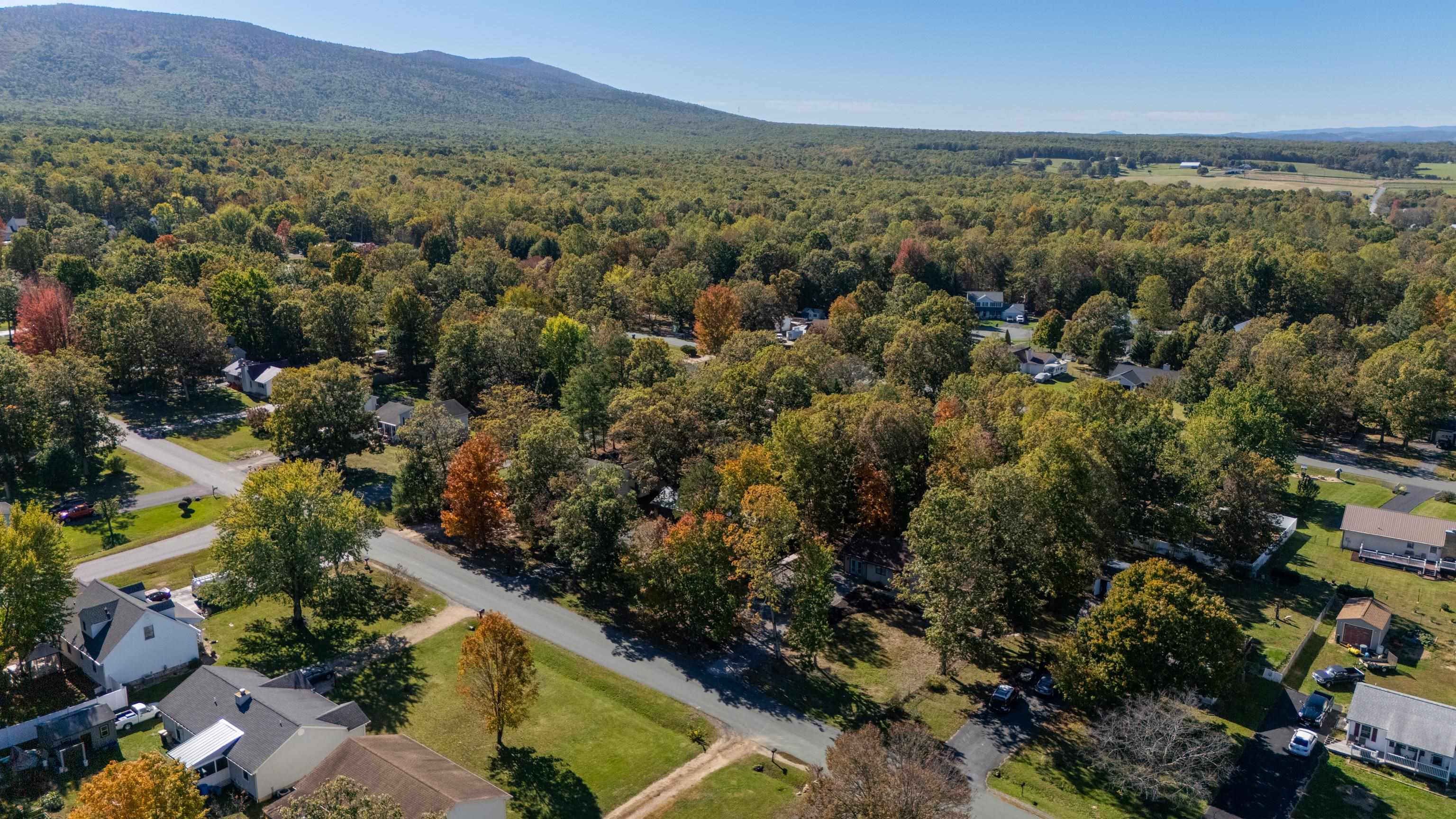 295 COOPER DR, STUARTS DRAFT, Virginia 24477, 4 Bedrooms Bedrooms, ,2 BathroomsBathrooms,Residential,295 COOPER DR,683389 MLS # 683389 295 COOPER DR, STUARTS DRAFT, Virginia 24477, 4 Bedrooms Bedrooms, ,2 BathroomsBathrooms,Residential,295 COOPER DR,683389 MLS # 683389