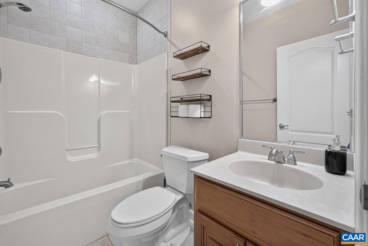 11 FLEETWOOD DR, PALMYRA, Virginia 22963, 5 Bedrooms Bedrooms, ,3 BathroomsBathrooms,Residential,11 FLEETWOOD DR,683390 MLS # 683390 11 FLEETWOOD DR, PALMYRA, Virginia 22963, 5 Bedrooms Bedrooms, ,3 BathroomsBathrooms,Residential,11 FLEETWOOD DR,683390 MLS # 683390