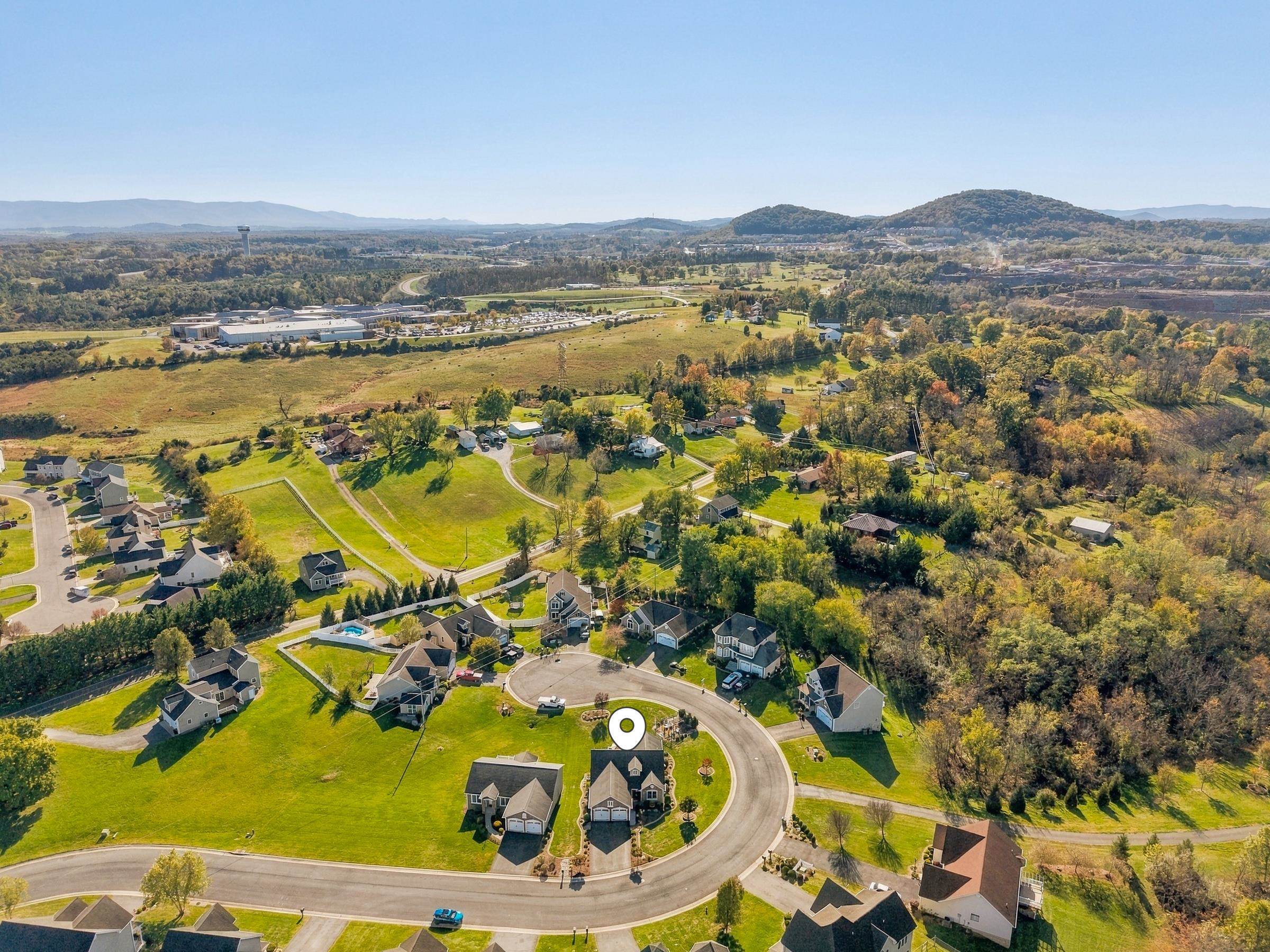 20 FOXCREST RIDGE, STAUNTON, Virginia 24401, 4 Bedrooms Bedrooms, ,3 BathroomsBathrooms,Residential,20 Fox Crest Ridge,20 FOXCREST RIDGE,683399 MLS # 683399 20 FOXCREST RIDGE, STAUNTON, Virginia 24401, 4 Bedrooms Bedrooms, ,3 BathroomsBathrooms,Residential,20 Fox Crest Ridge,20 FOXCREST RIDGE,683399 MLS # 683399