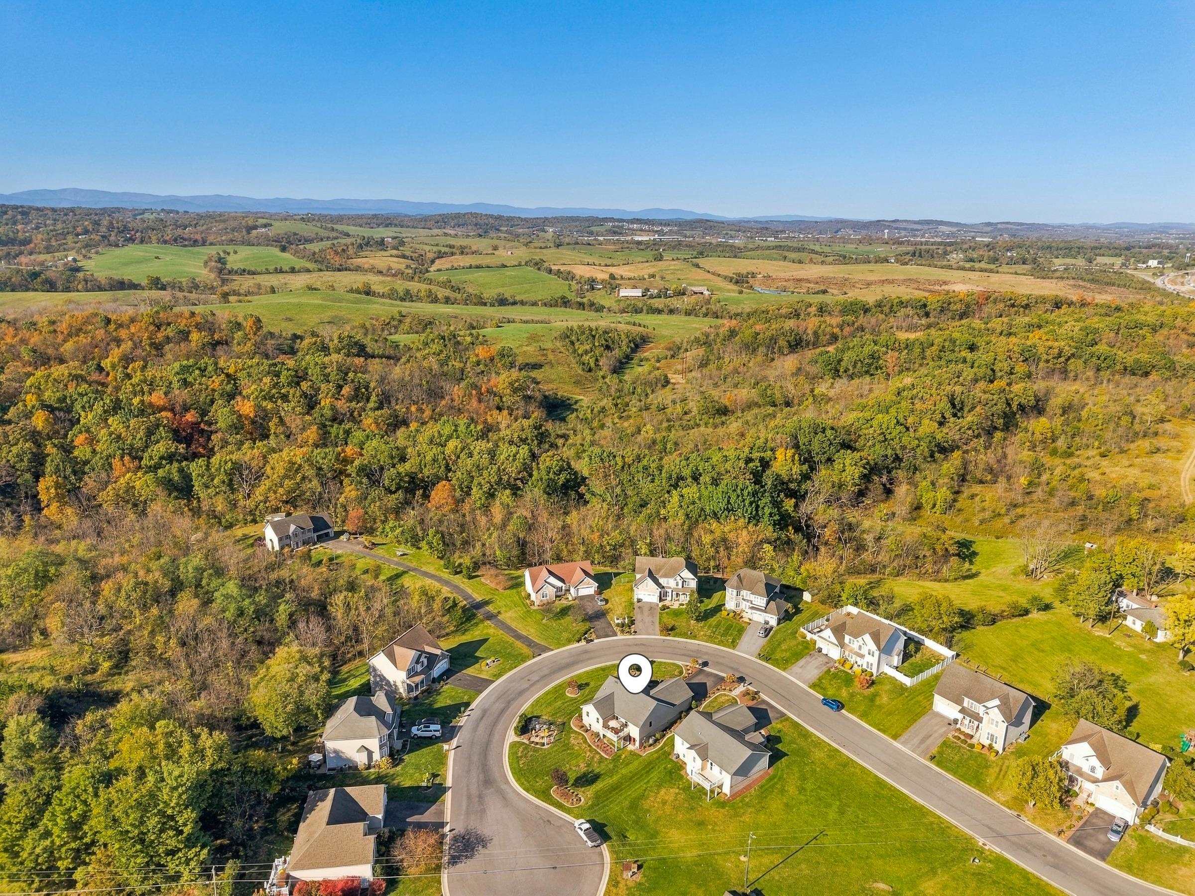 20 FOXCREST RIDGE, STAUNTON, Virginia 24401, 4 Bedrooms Bedrooms, ,3 BathroomsBathrooms,Residential,20 Fox Crest Ridge,20 FOXCREST RIDGE,683399 MLS # 683399 20 FOXCREST RIDGE, STAUNTON, Virginia 24401, 4 Bedrooms Bedrooms, ,3 BathroomsBathrooms,Residential,20 Fox Crest Ridge,20 FOXCREST RIDGE,683399 MLS # 683399