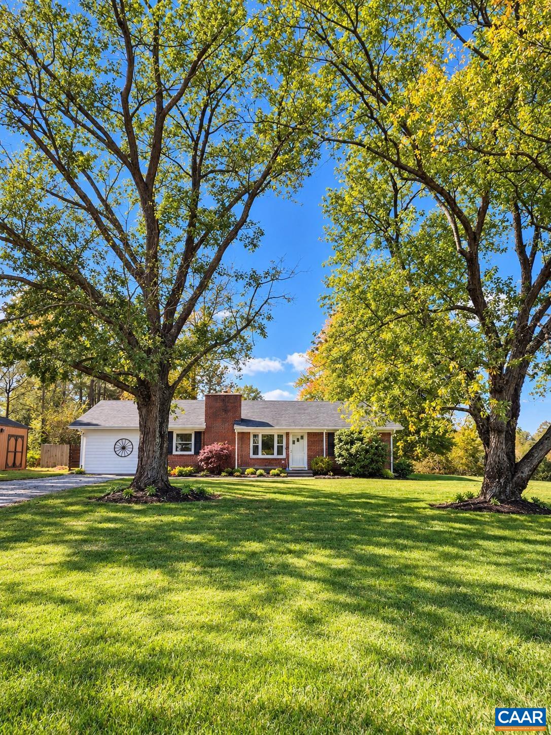 3325 THOMAS JEFFERSON PKWY, PALMYRA, Virginia 22963, 3 Bedrooms Bedrooms, ,1 BathroomBathrooms,Residential,3325 THOMAS JEFFERSON PKWY,683402 MLS # 683402 3325 THOMAS JEFFERSON PKWY, PALMYRA, Virginia 22963, 3 Bedrooms Bedrooms, ,1 BathroomBathrooms,Residential,3325 THOMAS JEFFERSON PKWY,683402 MLS # 683402