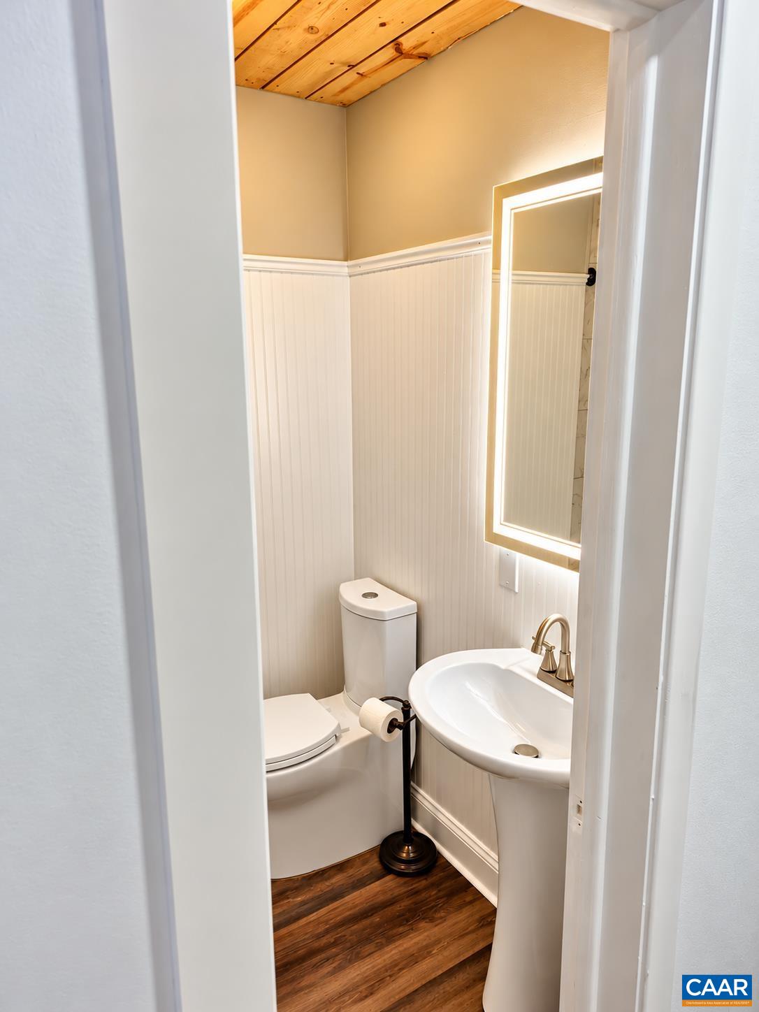 3325 THOMAS JEFFERSON PKWY, PALMYRA, Virginia 22963, 3 Bedrooms Bedrooms, ,1 BathroomBathrooms,Residential,3325 THOMAS JEFFERSON PKWY,683402 MLS # 683402 3325 THOMAS JEFFERSON PKWY, PALMYRA, Virginia 22963, 3 Bedrooms Bedrooms, ,1 BathroomBathrooms,Residential,3325 THOMAS JEFFERSON PKWY,683402 MLS # 683402