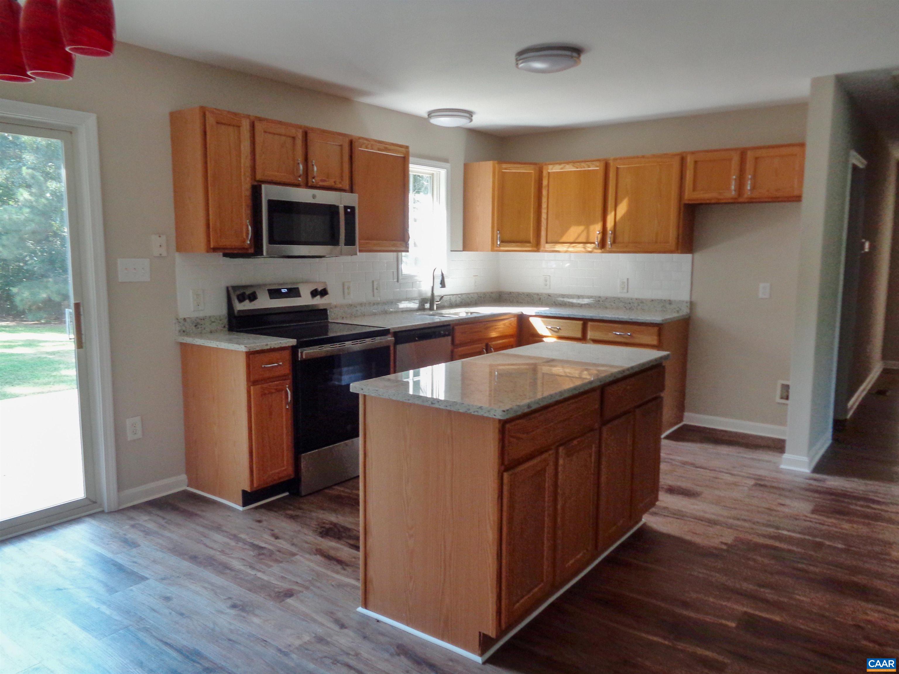 17 BOLLING PL, SCOTTSVILLE, Virginia 24590, 32 Bedrooms Bedrooms, ,2 BathroomsBathrooms,Residential,17 BOLLING PL,683403 MLS # 683403 17 BOLLING PL, SCOTTSVILLE, Virginia 24590, 32 Bedrooms Bedrooms, ,2 BathroomsBathrooms,Residential,17 BOLLING PL,683403 MLS # 683403