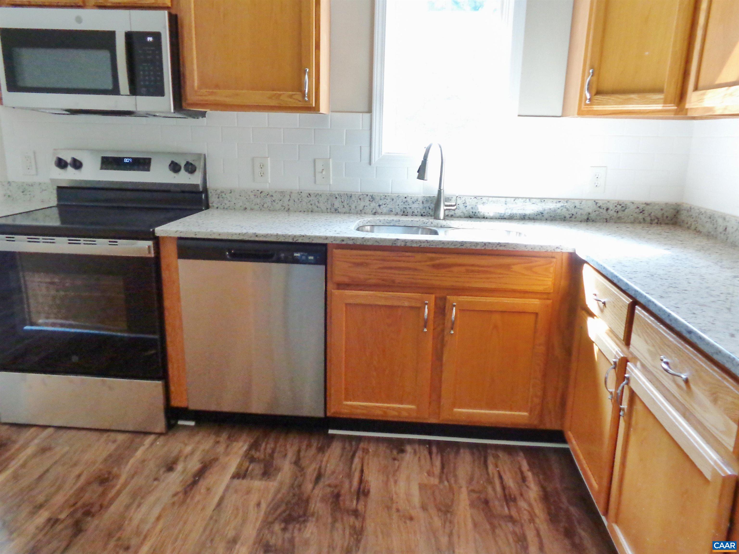 17 BOLLING PL, SCOTTSVILLE, Virginia 24590, 32 Bedrooms Bedrooms, ,2 BathroomsBathrooms,Residential,17 BOLLING PL,683403 MLS # 683403 17 BOLLING PL, SCOTTSVILLE, Virginia 24590, 32 Bedrooms Bedrooms, ,2 BathroomsBathrooms,Residential,17 BOLLING PL,683403 MLS # 683403