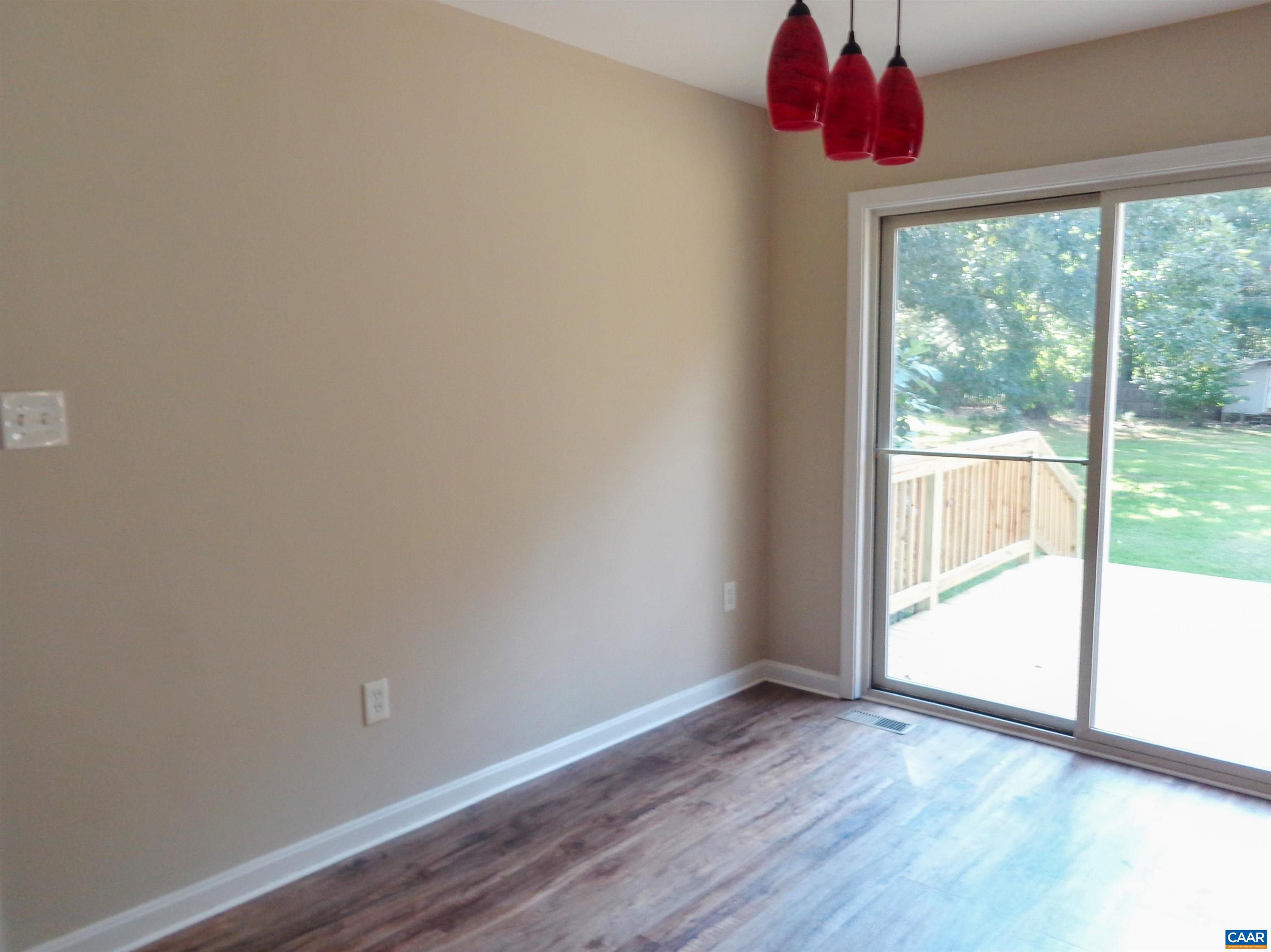 17 BOLLING PL, SCOTTSVILLE, Virginia 24590, 32 Bedrooms Bedrooms, ,2 BathroomsBathrooms,Residential,17 BOLLING PL,683403 MLS # 683403 17 BOLLING PL, SCOTTSVILLE, Virginia 24590, 32 Bedrooms Bedrooms, ,2 BathroomsBathrooms,Residential,17 BOLLING PL,683403 MLS # 683403