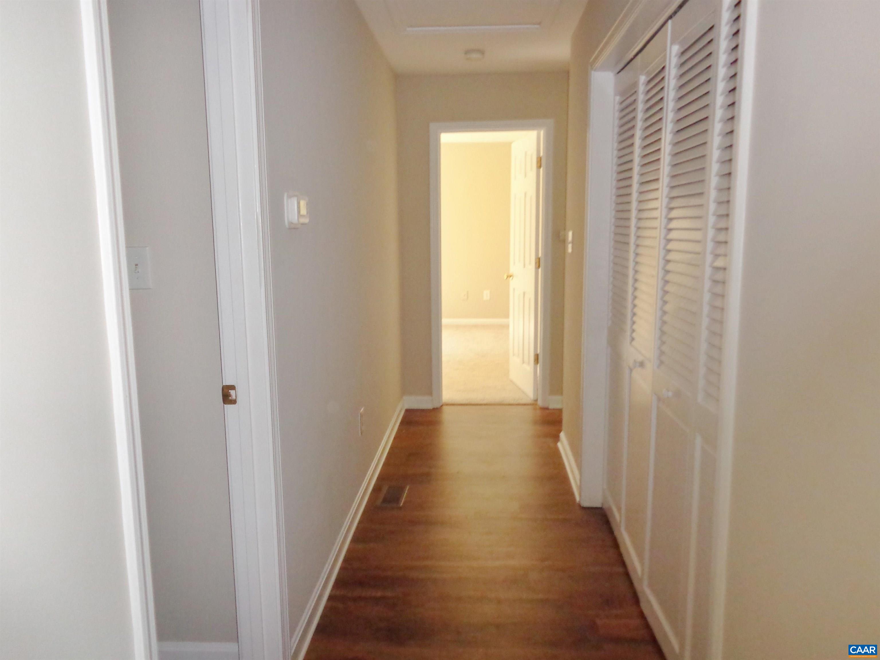 17 BOLLING PL, SCOTTSVILLE, Virginia 24590, 32 Bedrooms Bedrooms, ,2 BathroomsBathrooms,Residential,17 BOLLING PL,683403 MLS # 683403 17 BOLLING PL, SCOTTSVILLE, Virginia 24590, 32 Bedrooms Bedrooms, ,2 BathroomsBathrooms,Residential,17 BOLLING PL,683403 MLS # 683403