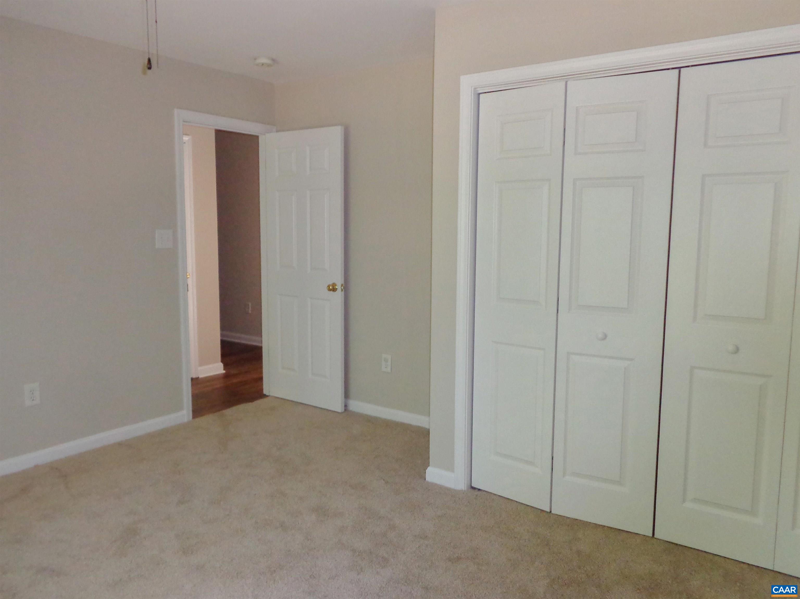 17 BOLLING PL, SCOTTSVILLE, Virginia 24590, 32 Bedrooms Bedrooms, ,2 BathroomsBathrooms,Residential,17 BOLLING PL,683403 MLS # 683403 17 BOLLING PL, SCOTTSVILLE, Virginia 24590, 32 Bedrooms Bedrooms, ,2 BathroomsBathrooms,Residential,17 BOLLING PL,683403 MLS # 683403