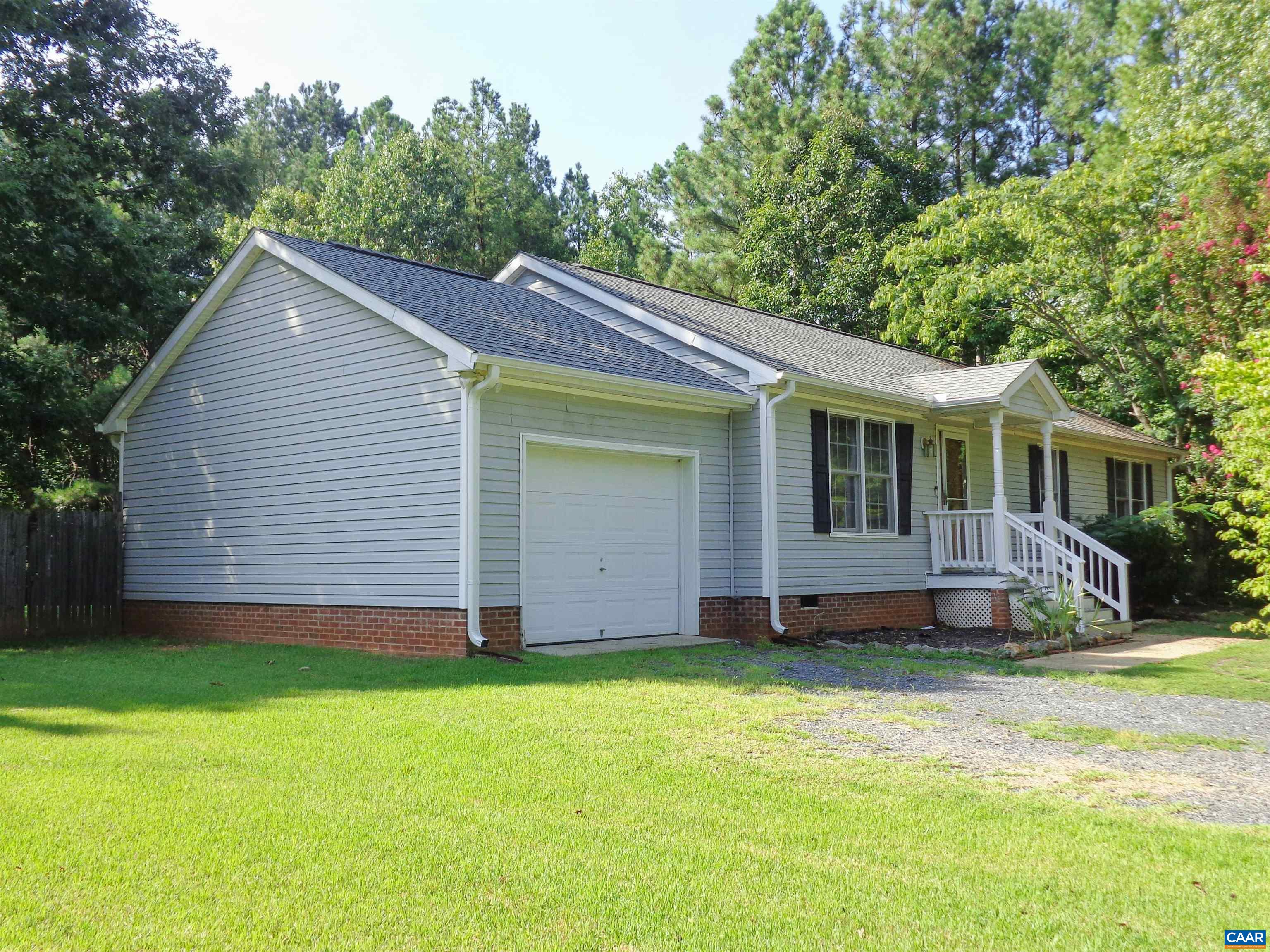 17 BOLLING PL, SCOTTSVILLE, Virginia 24590, 32 Bedrooms Bedrooms, ,2 BathroomsBathrooms,Residential,17 BOLLING PL,683403 MLS # 683403 17 BOLLING PL, SCOTTSVILLE, Virginia 24590, 32 Bedrooms Bedrooms, ,2 BathroomsBathrooms,Residential,17 BOLLING PL,683403 MLS # 683403