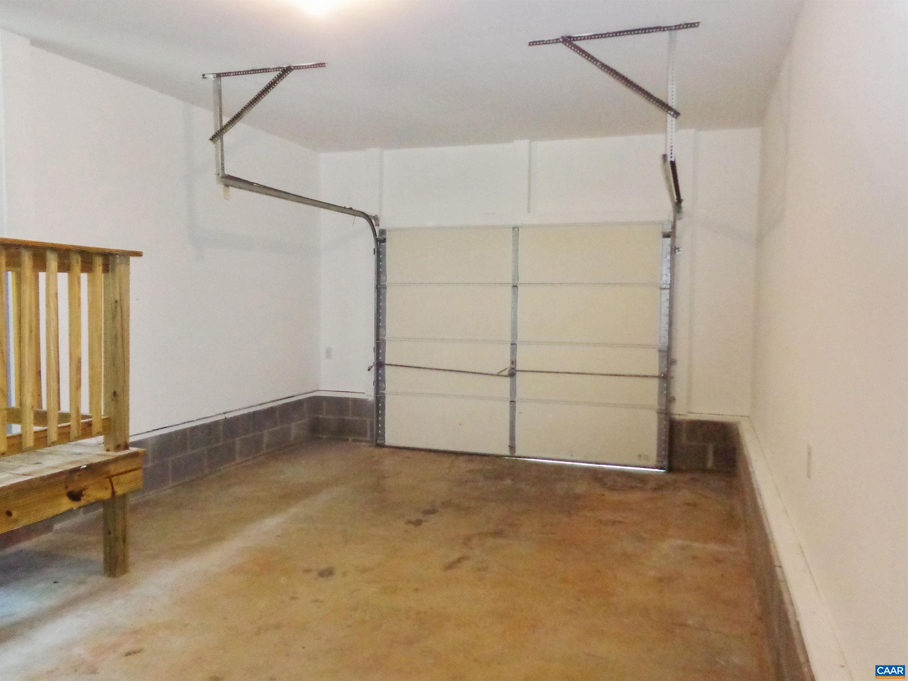 17 BOLLING PL, SCOTTSVILLE, Virginia 24590, 32 Bedrooms Bedrooms, ,2 BathroomsBathrooms,Residential,17 BOLLING PL,683403 MLS # 683403 17 BOLLING PL, SCOTTSVILLE, Virginia 24590, 32 Bedrooms Bedrooms, ,2 BathroomsBathrooms,Residential,17 BOLLING PL,683403 MLS # 683403