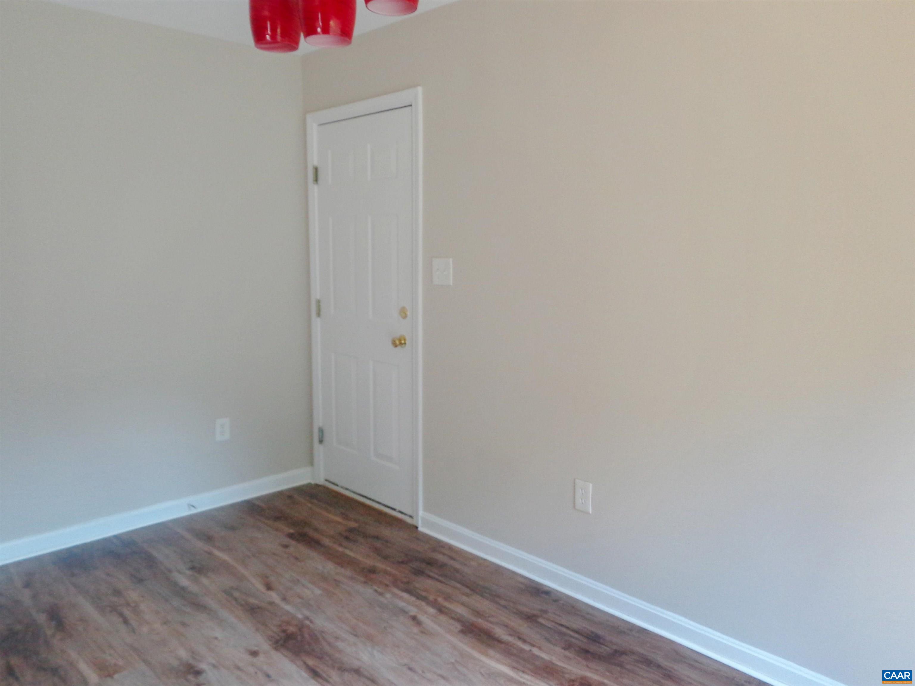 17 BOLLING PL, SCOTTSVILLE, Virginia 24590, 32 Bedrooms Bedrooms, ,2 BathroomsBathrooms,Residential,17 BOLLING PL,683403 MLS # 683403 17 BOLLING PL, SCOTTSVILLE, Virginia 24590, 32 Bedrooms Bedrooms, ,2 BathroomsBathrooms,Residential,17 BOLLING PL,683403 MLS # 683403