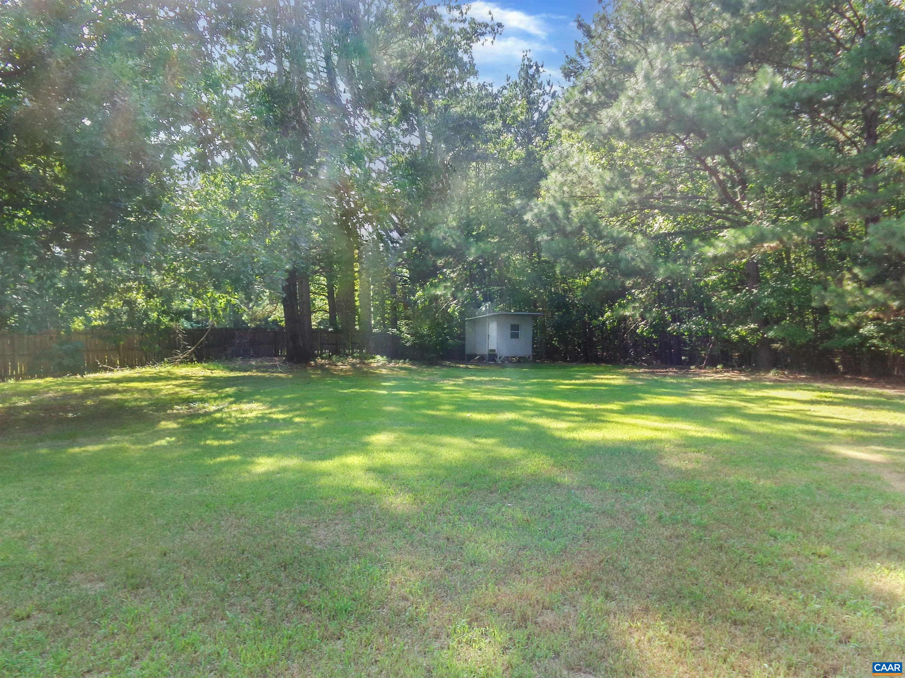 17 BOLLING PL, SCOTTSVILLE, Virginia 24590, 32 Bedrooms Bedrooms, ,2 BathroomsBathrooms,Residential,17 BOLLING PL,683403 MLS # 683403 17 BOLLING PL, SCOTTSVILLE, Virginia 24590, 32 Bedrooms Bedrooms, ,2 BathroomsBathrooms,Residential,17 BOLLING PL,683403 MLS # 683403