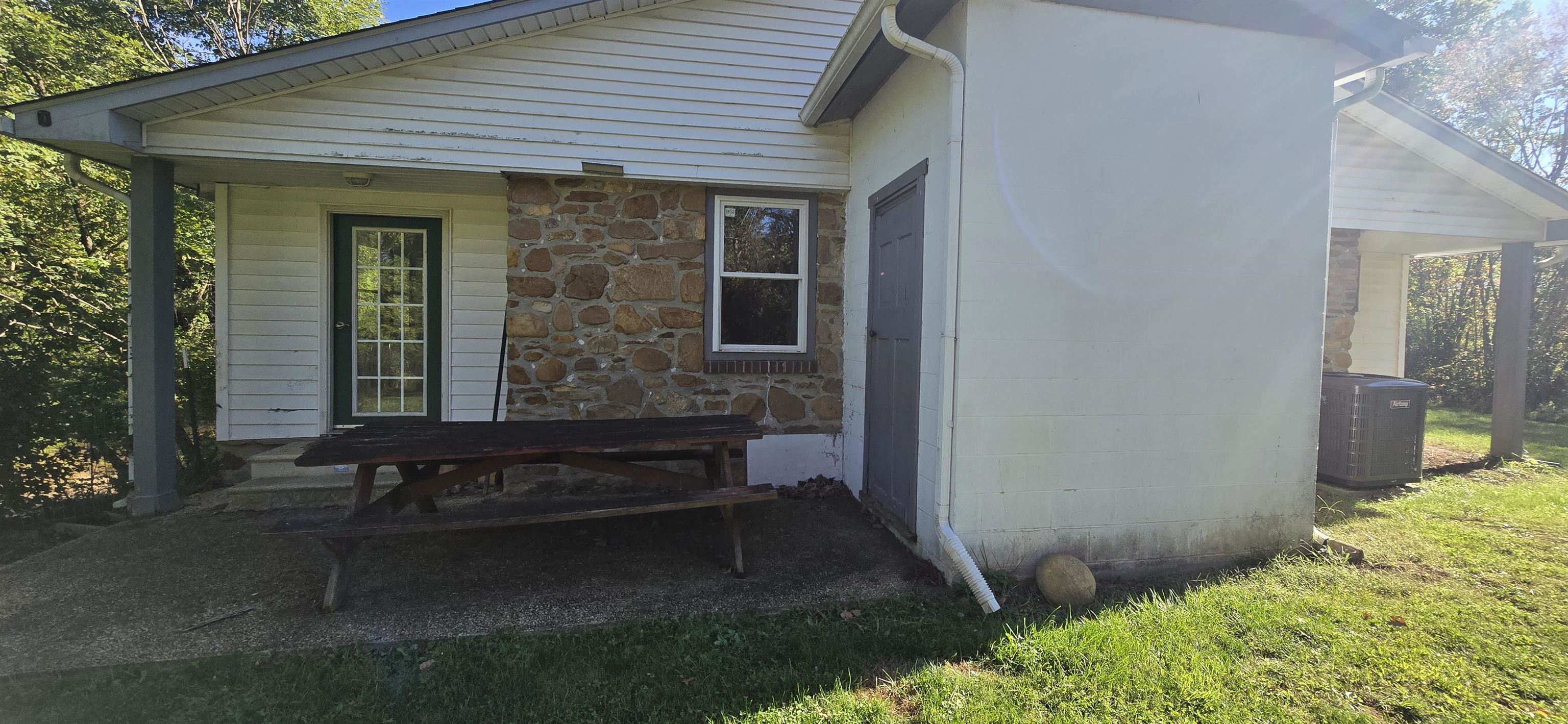 1694 MT TORREY RD, LYNDHURST, Virginia 22952, 2 Bedrooms Bedrooms, ,1 BathroomBathrooms,Residential,1694 MT TORREY RD,682694 MLS # 682694