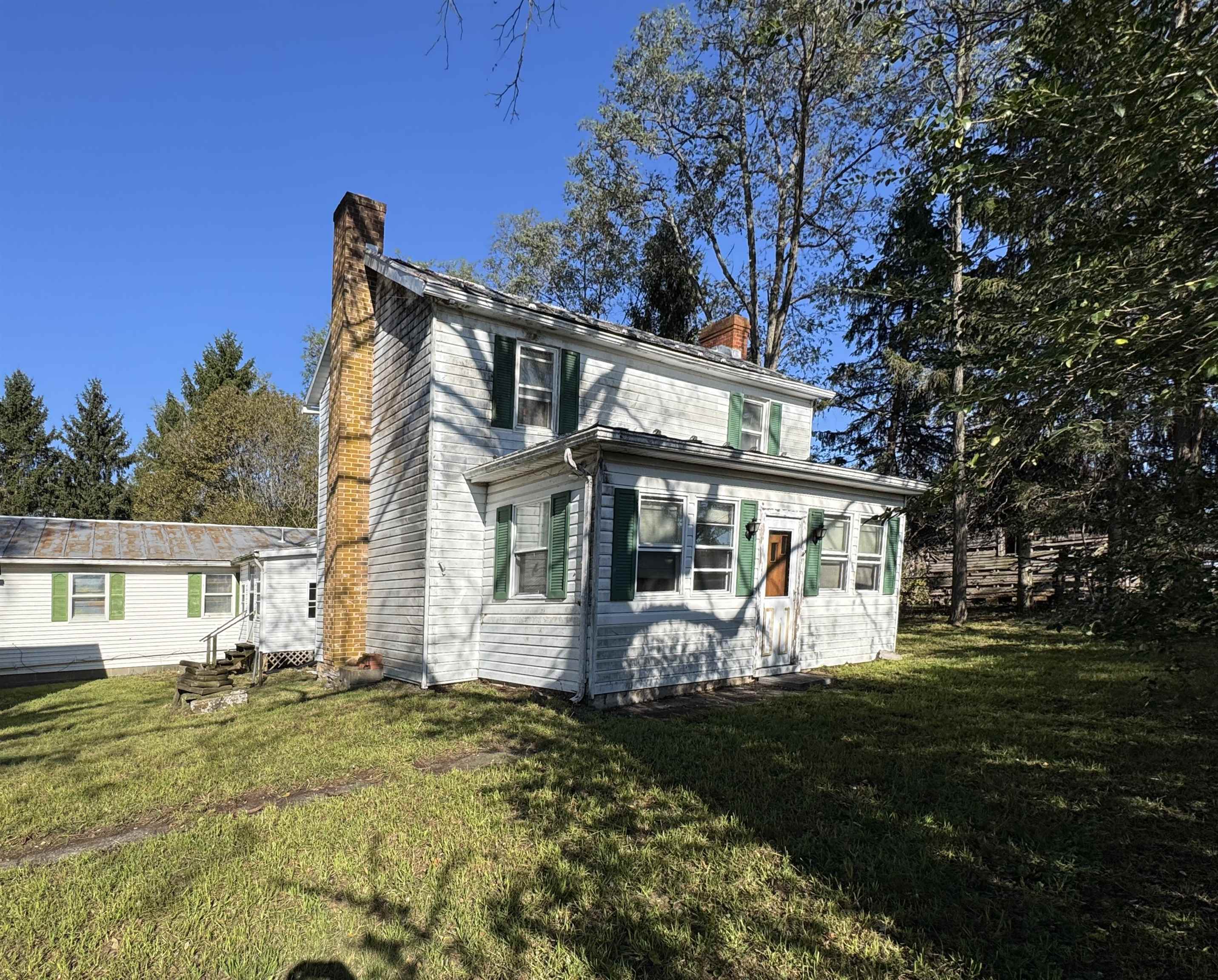 21 SUGAR LOAF RD, STAUNTON, Virginia 24401, 4 Bedrooms Bedrooms, ,2 BathroomsBathrooms,Residential,21 SUGAR LOAF RD,683412 MLS # 683412 21 SUGAR LOAF RD, STAUNTON, Virginia 24401, 4 Bedrooms Bedrooms, ,2 BathroomsBathrooms,Residential,21 SUGAR LOAF RD,683412 MLS # 683412