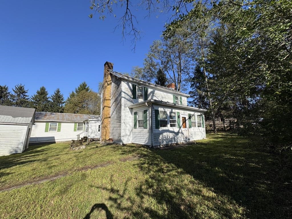 21 SUGAR LOAF RD, STAUNTON, Virginia 24401, 4 Bedrooms Bedrooms, ,2 BathroomsBathrooms,Residential,21 SUGAR LOAF RD,683412 MLS # 683412 21 SUGAR LOAF RD, STAUNTON, Virginia 24401, 4 Bedrooms Bedrooms, ,2 BathroomsBathrooms,Residential,21 SUGAR LOAF RD,683412 MLS # 683412