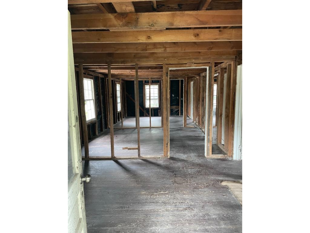 1432 LYNDHURST RD, WAYNESBORO, Virginia 22980, ,Commercial,1432 LYNDHURST RD,683418 MLS # 683418