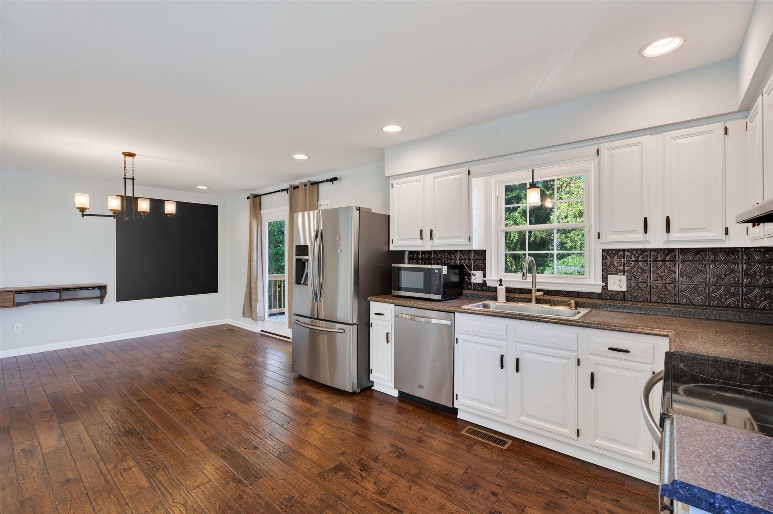 1199 PORTLAND DR, HARRISONBURG, Virginia 22801, 3 Bedrooms Bedrooms, ,2 BathroomsBathrooms,Residential,1199 PORTLAND DR,683420 MLS # 683420 1199 PORTLAND DR, HARRISONBURG, Virginia 22801, 3 Bedrooms Bedrooms, ,2 BathroomsBathrooms,Residential,1199 PORTLAND DR,683420 MLS # 683420