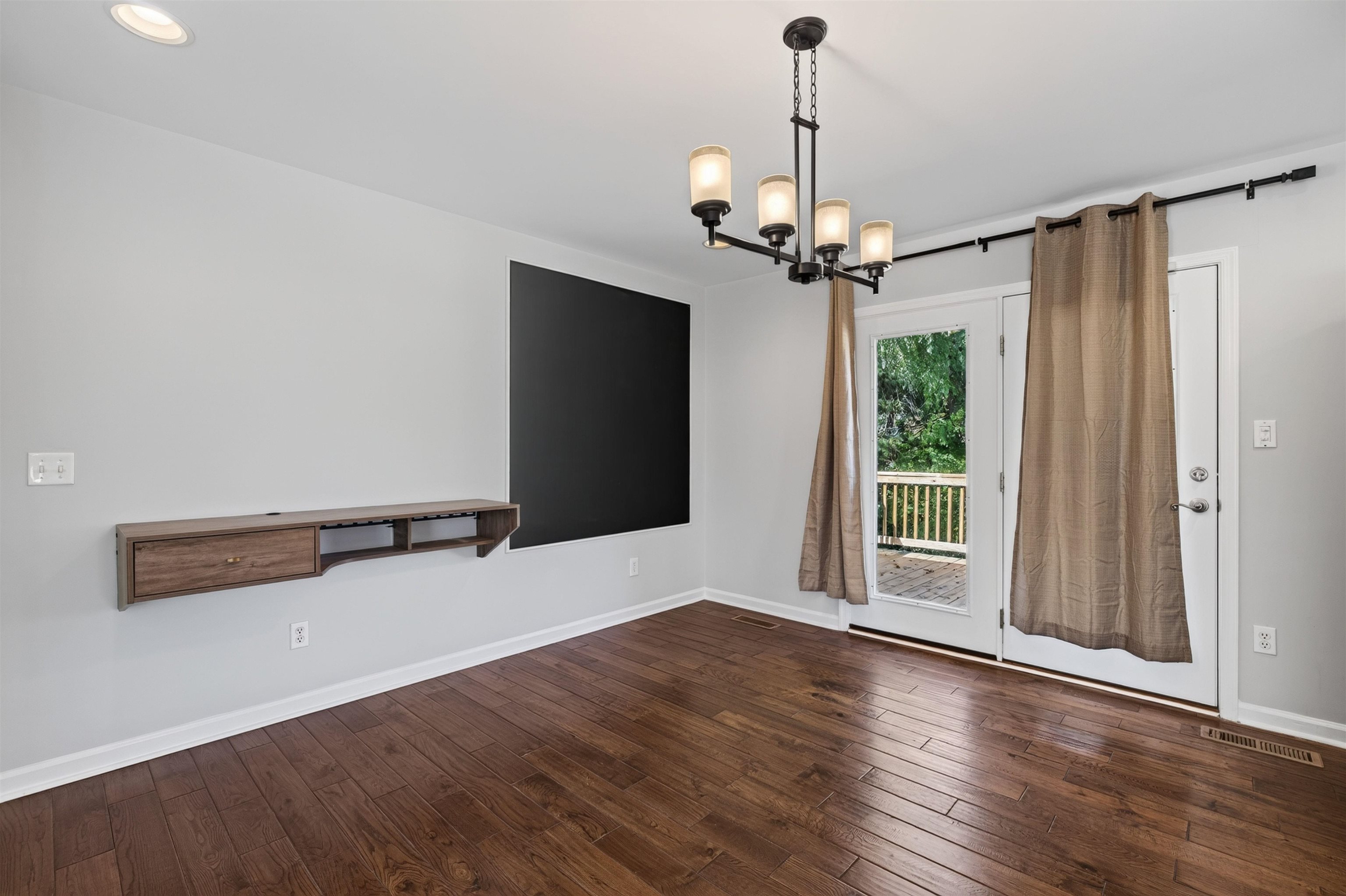 1199 PORTLAND DR, HARRISONBURG, Virginia 22801, 3 Bedrooms Bedrooms, ,2 BathroomsBathrooms,Residential,1199 PORTLAND DR,683420 MLS # 683420 1199 PORTLAND DR, HARRISONBURG, Virginia 22801, 3 Bedrooms Bedrooms, ,2 BathroomsBathrooms,Residential,1199 PORTLAND DR,683420 MLS # 683420