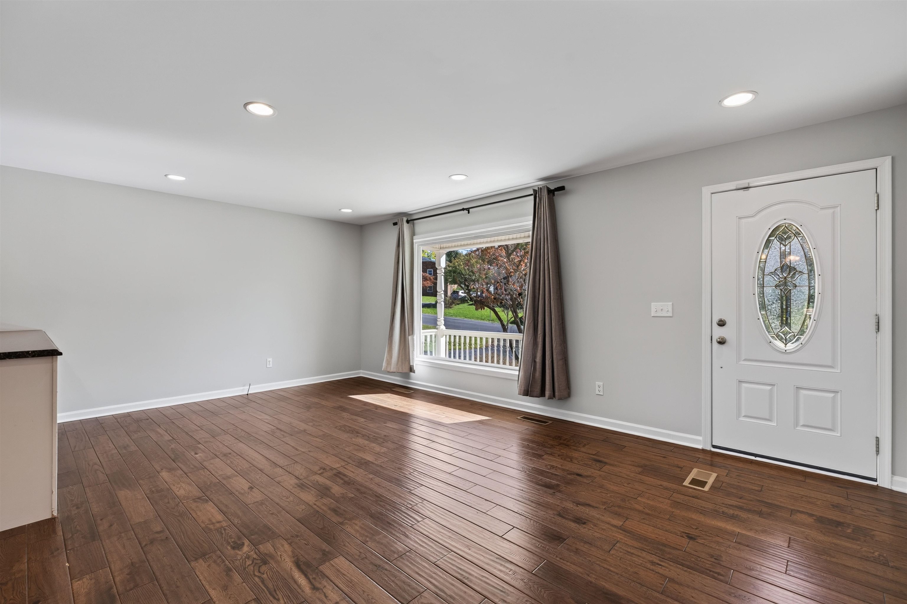 1199 PORTLAND DR, HARRISONBURG, Virginia 22801, 3 Bedrooms Bedrooms, ,2 BathroomsBathrooms,Residential,1199 PORTLAND DR,683420 MLS # 683420 1199 PORTLAND DR, HARRISONBURG, Virginia 22801, 3 Bedrooms Bedrooms, ,2 BathroomsBathrooms,Residential,1199 PORTLAND DR,683420 MLS # 683420
