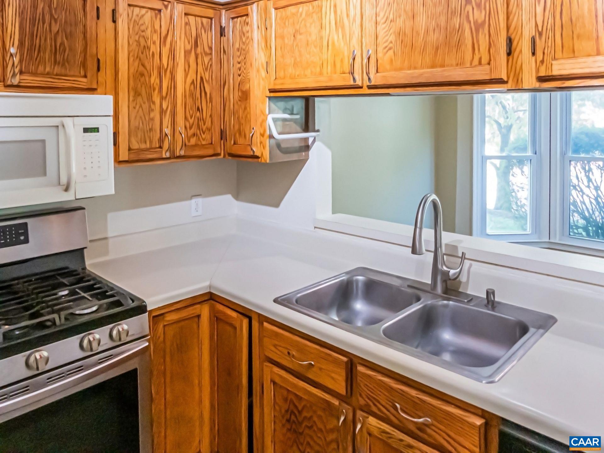 1461 MINOR RIDGE CT, CHARLOTTESVILLE, Virginia 22901, 3 Bedrooms Bedrooms, ,2 BathroomsBathrooms,Residential,1461 MINOR RIDGE CT,683421 MLS # 683421 1461 MINOR RIDGE CT, CHARLOTTESVILLE, Virginia 22901, 3 Bedrooms Bedrooms, ,2 BathroomsBathrooms,Residential,1461 MINOR RIDGE CT,683421 MLS # 683421