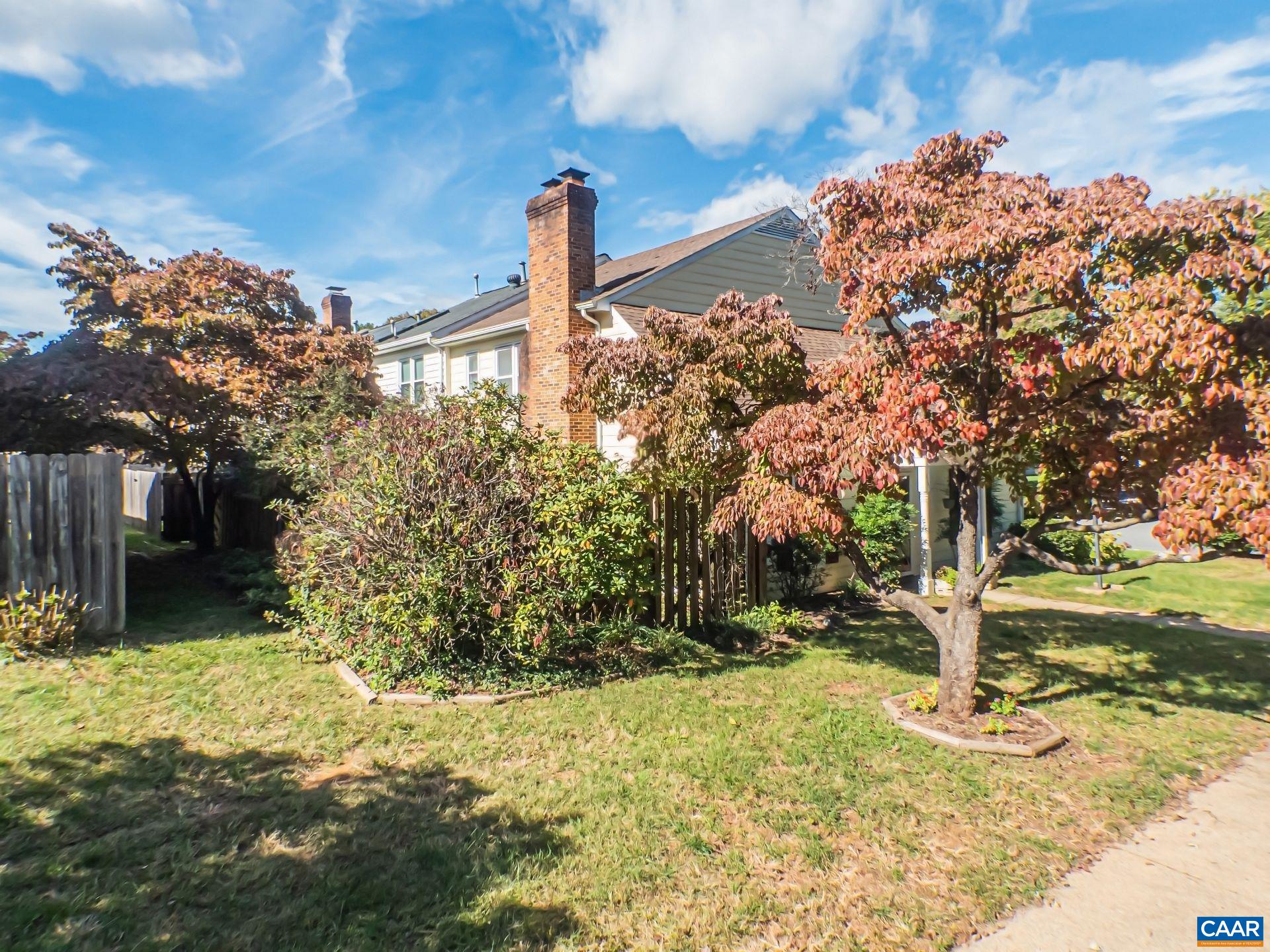 1461 MINOR RIDGE CT, CHARLOTTESVILLE, Virginia 22901, 3 Bedrooms Bedrooms, ,2 BathroomsBathrooms,Residential,1461 MINOR RIDGE CT,683421 MLS # 683421 1461 MINOR RIDGE CT, CHARLOTTESVILLE, Virginia 22901, 3 Bedrooms Bedrooms, ,2 BathroomsBathrooms,Residential,1461 MINOR RIDGE CT,683421 MLS # 683421
