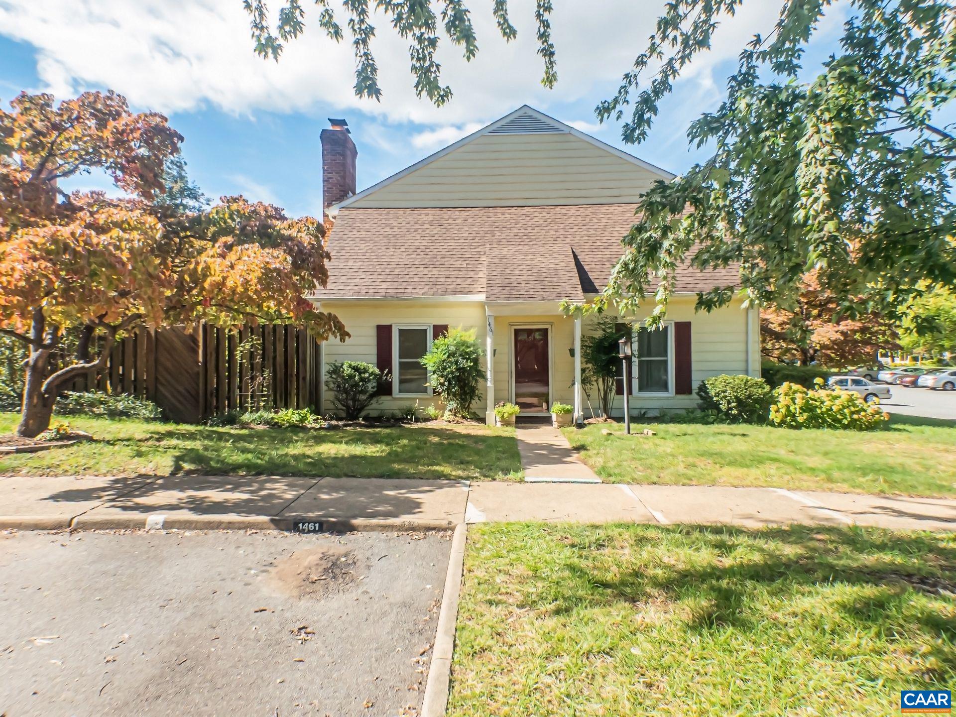 1461 MINOR RIDGE CT, CHARLOTTESVILLE, Virginia 22901, 3 Bedrooms Bedrooms, ,2 BathroomsBathrooms,Residential,1461 MINOR RIDGE CT,683421 MLS # 683421 1461 MINOR RIDGE CT, CHARLOTTESVILLE, Virginia 22901, 3 Bedrooms Bedrooms, ,2 BathroomsBathrooms,Residential,1461 MINOR RIDGE CT,683421 MLS # 683421