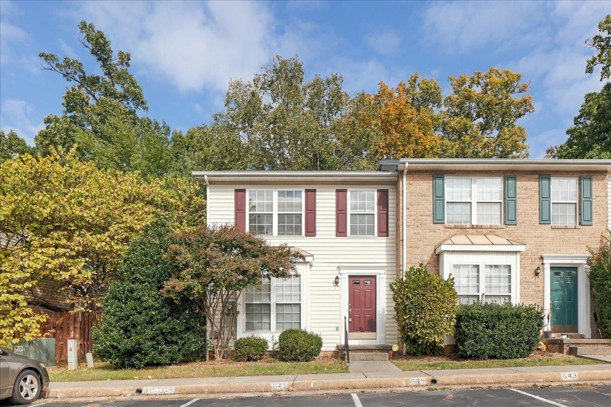 645 STONEWALL DR, HARRISONBURG, Virginia 22801, 3 Bedrooms Bedrooms, ,1 BathroomBathrooms,Residential,645 STONEWALL DR,683422 MLS # 683422 645 STONEWALL DR, HARRISONBURG, Virginia 22801, 3 Bedrooms Bedrooms, ,1 BathroomBathrooms,Residential,645 STONEWALL DR,683422 MLS # 683422
