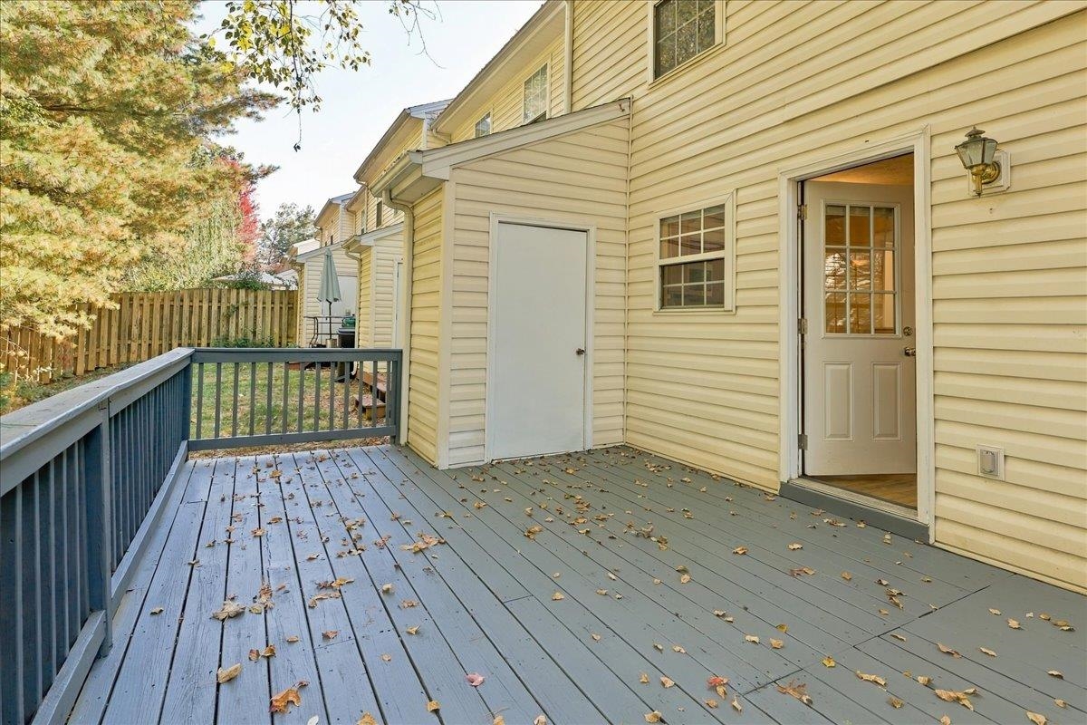 645 STONEWALL DR, HARRISONBURG, Virginia 22801, 3 Bedrooms Bedrooms, ,1 BathroomBathrooms,Residential,645 STONEWALL DR,683422 MLS # 683422 645 STONEWALL DR, HARRISONBURG, Virginia 22801, 3 Bedrooms Bedrooms, ,1 BathroomBathrooms,Residential,645 STONEWALL DR,683422 MLS # 683422