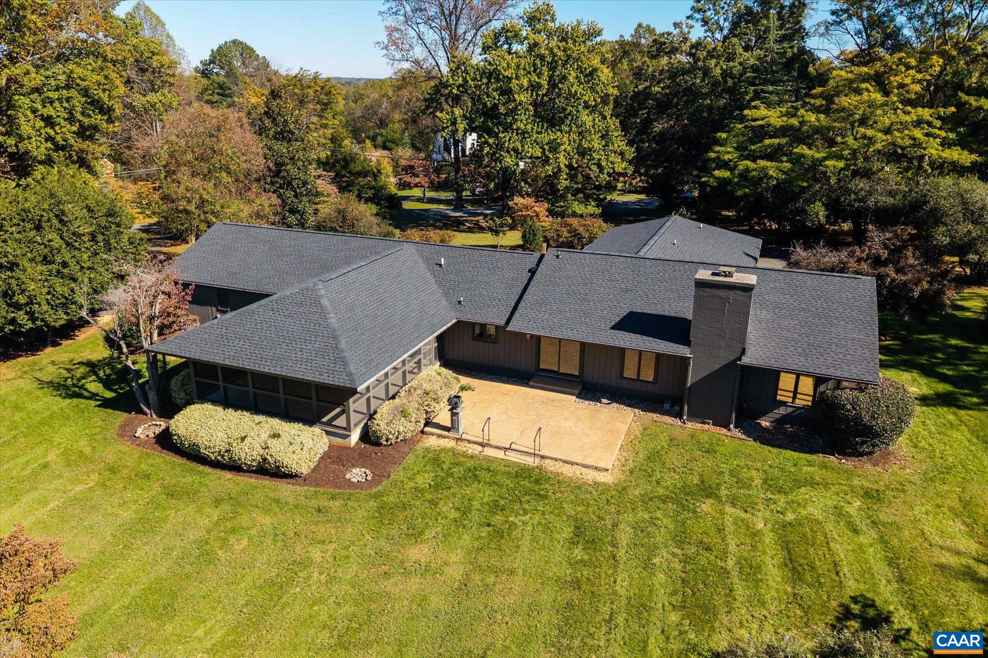 1221 WEST LEIGH DR, CHARLOTTESVILLE, Virginia 22901, 3 Bedrooms Bedrooms, ,3 BathroomsBathrooms,Residential,1221 WEST LEIGH DR,683353 MLS # 683353 1221 WEST LEIGH DR, CHARLOTTESVILLE, Virginia 22901, 3 Bedrooms Bedrooms, ,3 BathroomsBathrooms,Residential,1221 WEST LEIGH DR,683353 MLS # 683353