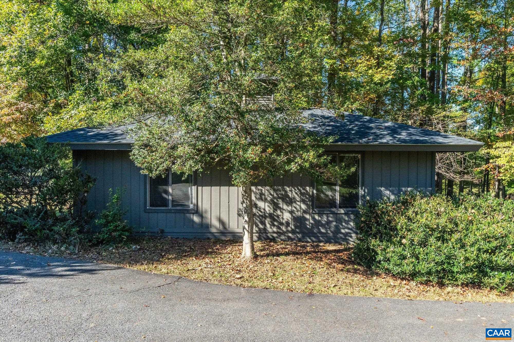 1221 WEST LEIGH DR, CHARLOTTESVILLE, Virginia 22901, 3 Bedrooms Bedrooms, ,3 BathroomsBathrooms,Residential,1221 WEST LEIGH DR,683353 MLS # 683353 1221 WEST LEIGH DR, CHARLOTTESVILLE, Virginia 22901, 3 Bedrooms Bedrooms, ,3 BathroomsBathrooms,Residential,1221 WEST LEIGH DR,683353 MLS # 683353