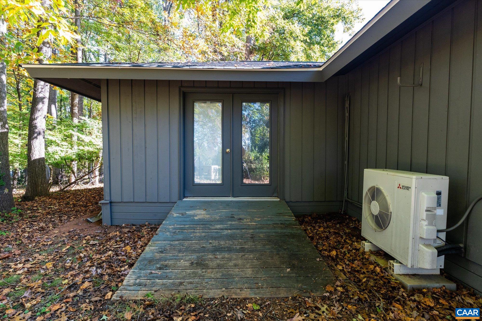 1221 WEST LEIGH DR, CHARLOTTESVILLE, Virginia 22901, 3 Bedrooms Bedrooms, ,3 BathroomsBathrooms,Residential,1221 WEST LEIGH DR,683353 MLS # 683353 1221 WEST LEIGH DR, CHARLOTTESVILLE, Virginia 22901, 3 Bedrooms Bedrooms, ,3 BathroomsBathrooms,Residential,1221 WEST LEIGH DR,683353 MLS # 683353
