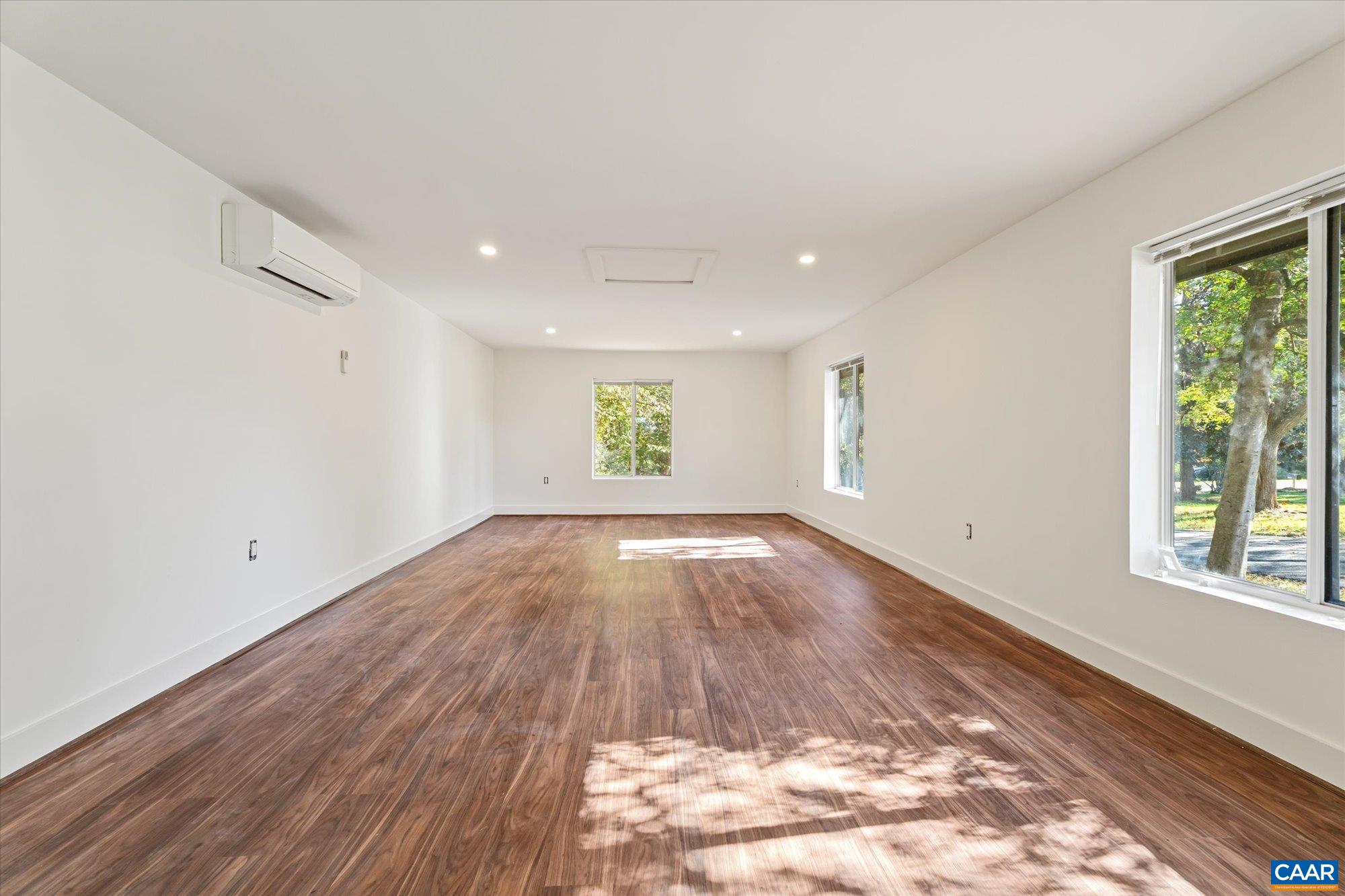 1221 WEST LEIGH DR, CHARLOTTESVILLE, Virginia 22901, 3 Bedrooms Bedrooms, ,3 BathroomsBathrooms,Residential,1221 WEST LEIGH DR,683353 MLS # 683353 1221 WEST LEIGH DR, CHARLOTTESVILLE, Virginia 22901, 3 Bedrooms Bedrooms, ,3 BathroomsBathrooms,Residential,1221 WEST LEIGH DR,683353 MLS # 683353